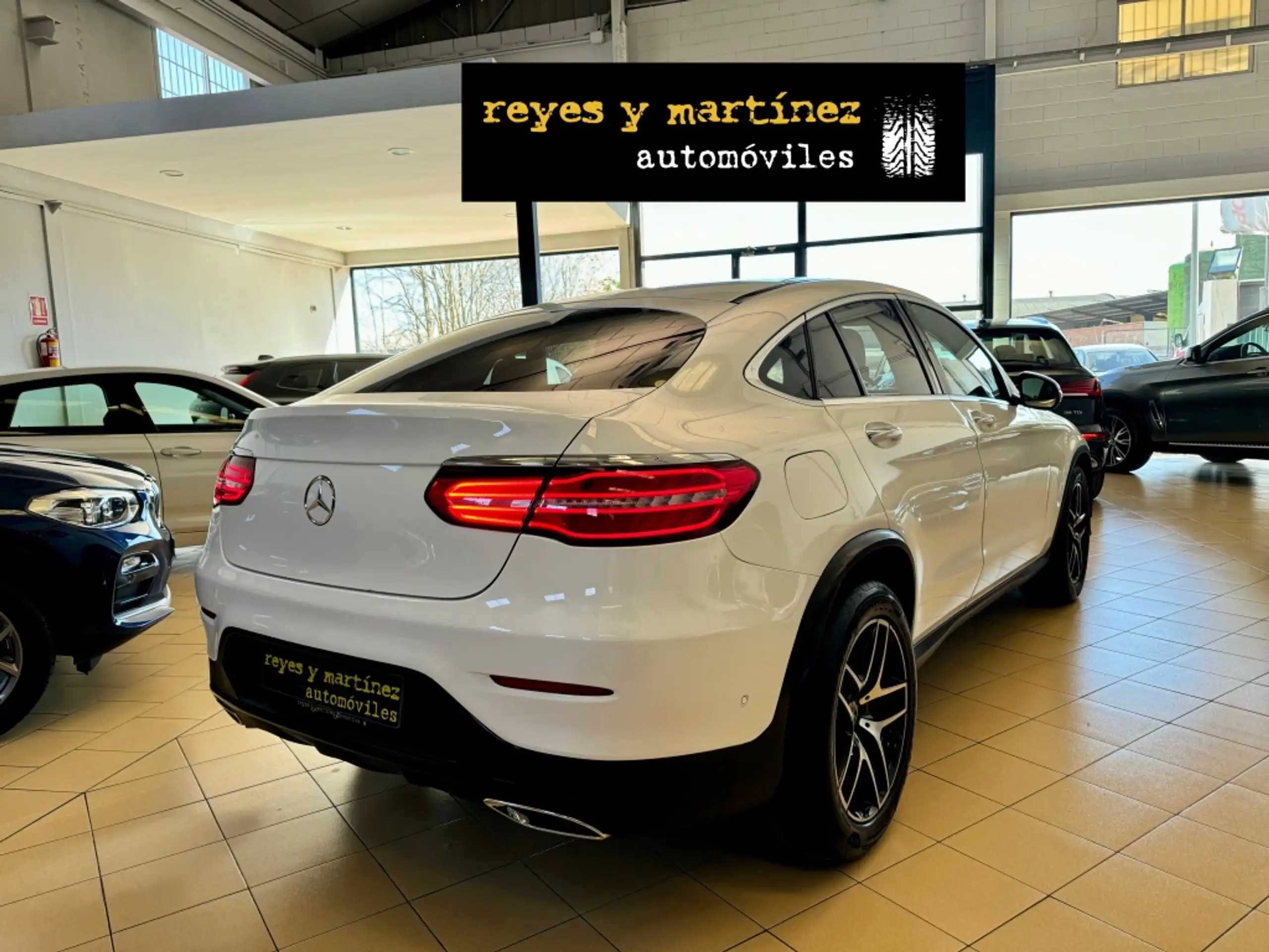 Mercedes-Benz - GLC 220