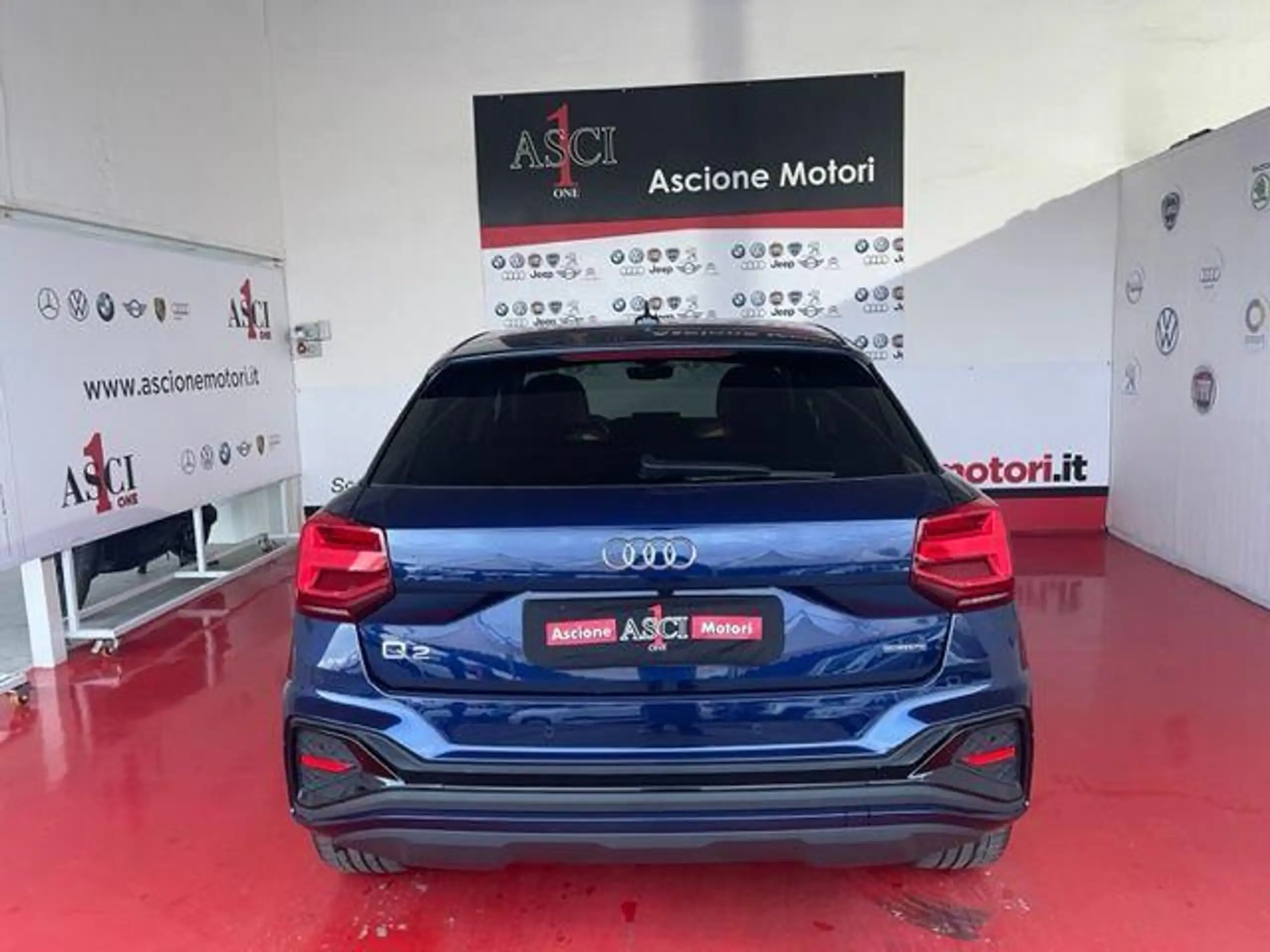 Audi - Q2