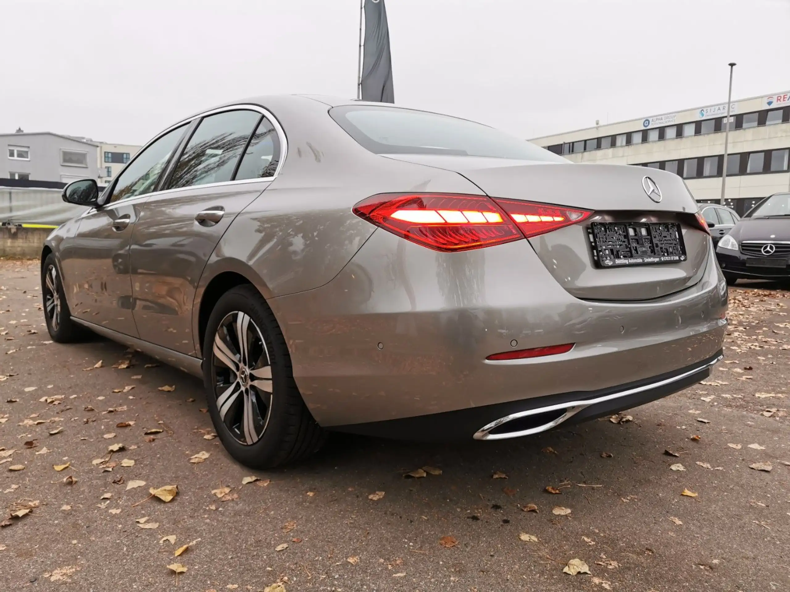 Mercedes-Benz - C 220