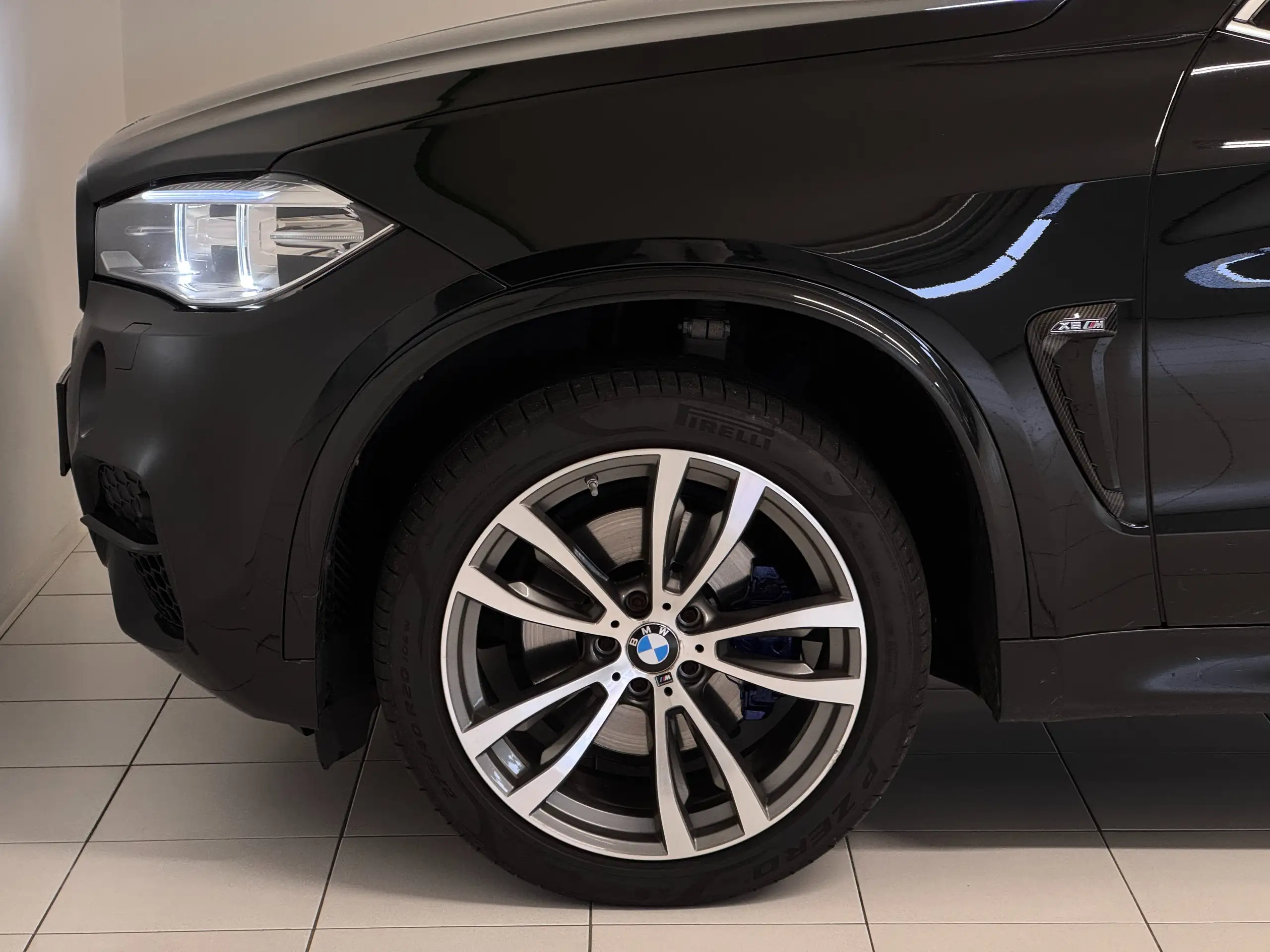 BMW - X5