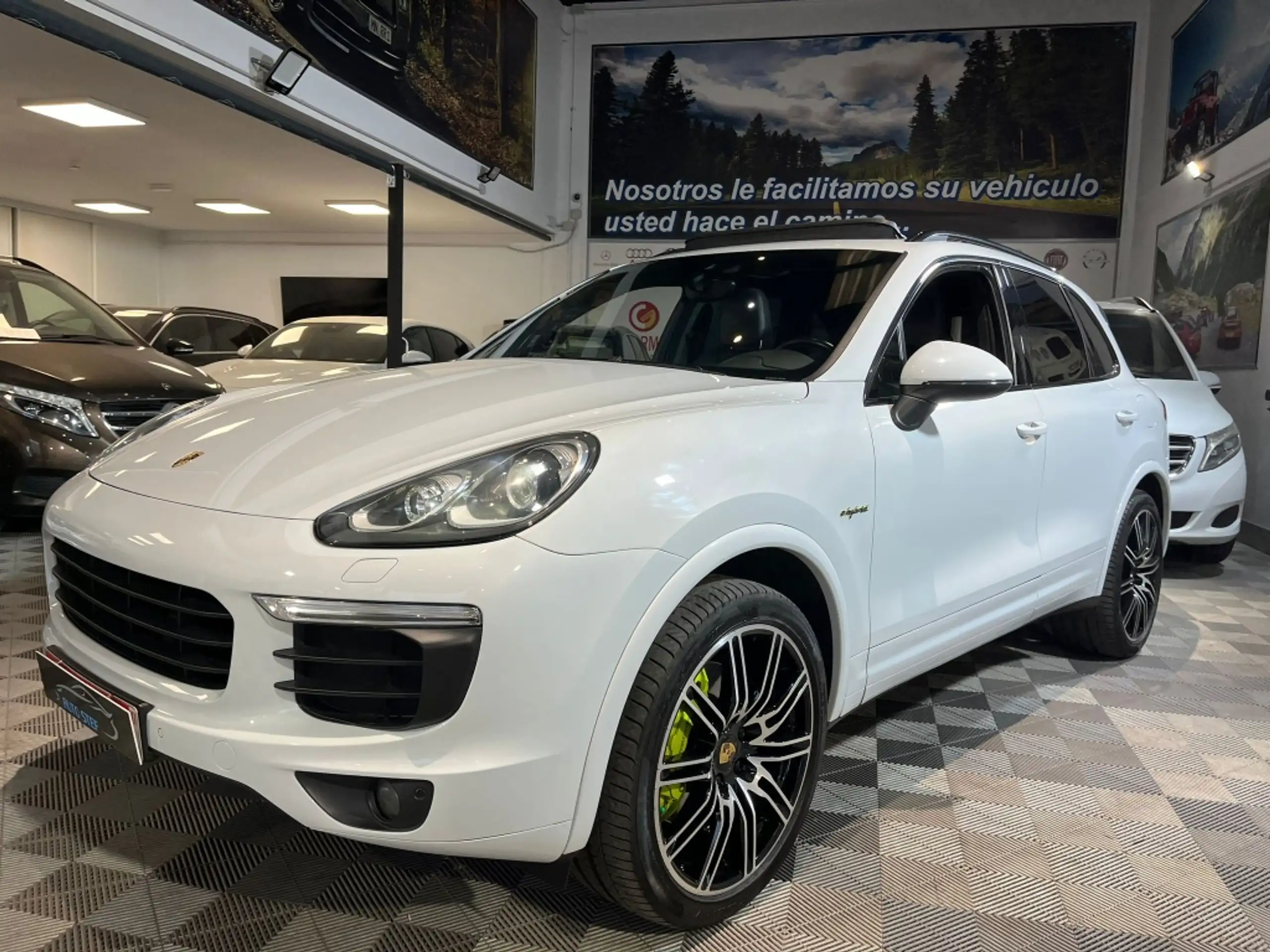 Porsche - Cayenne