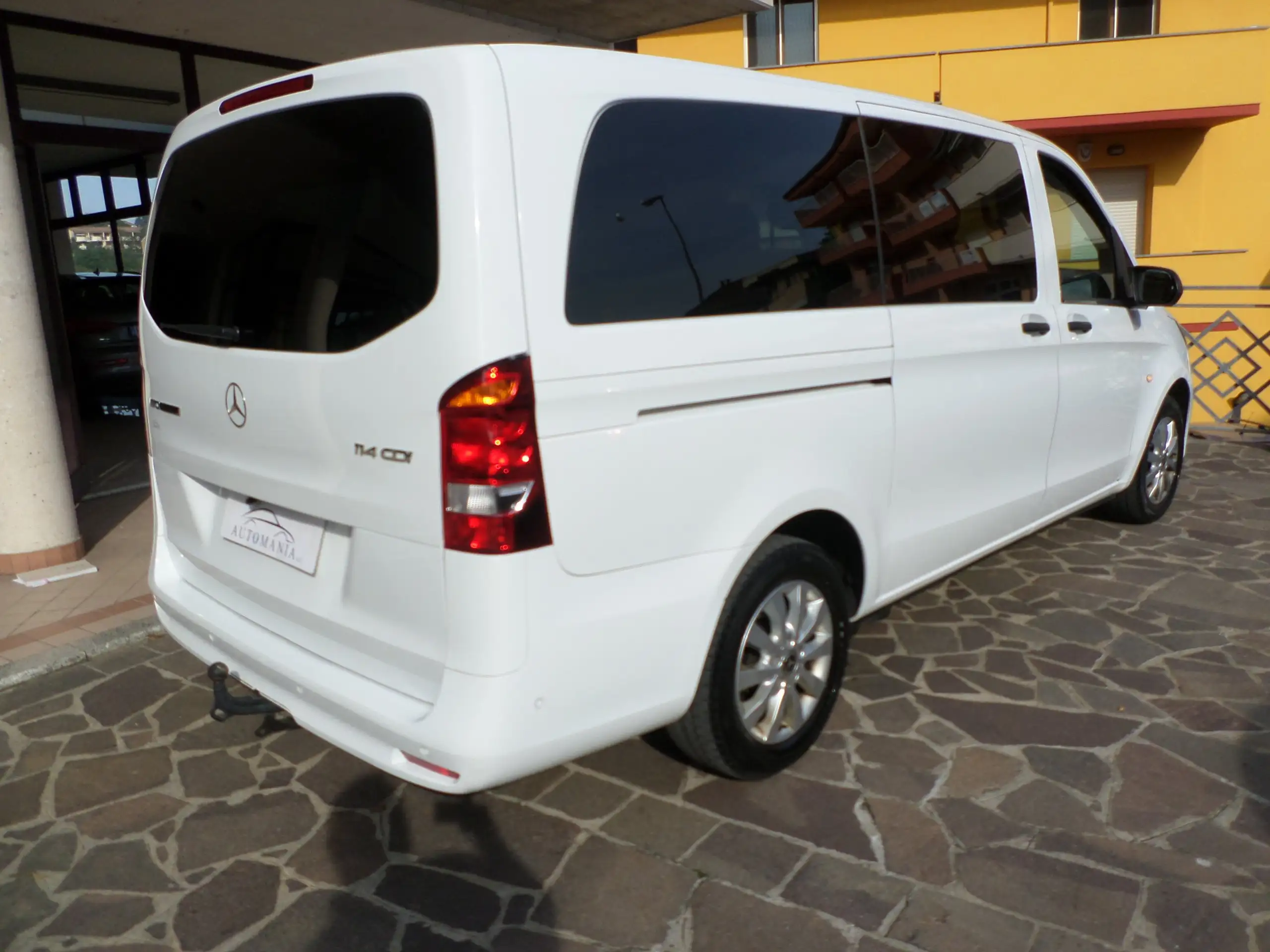 Mercedes-Benz - Vito