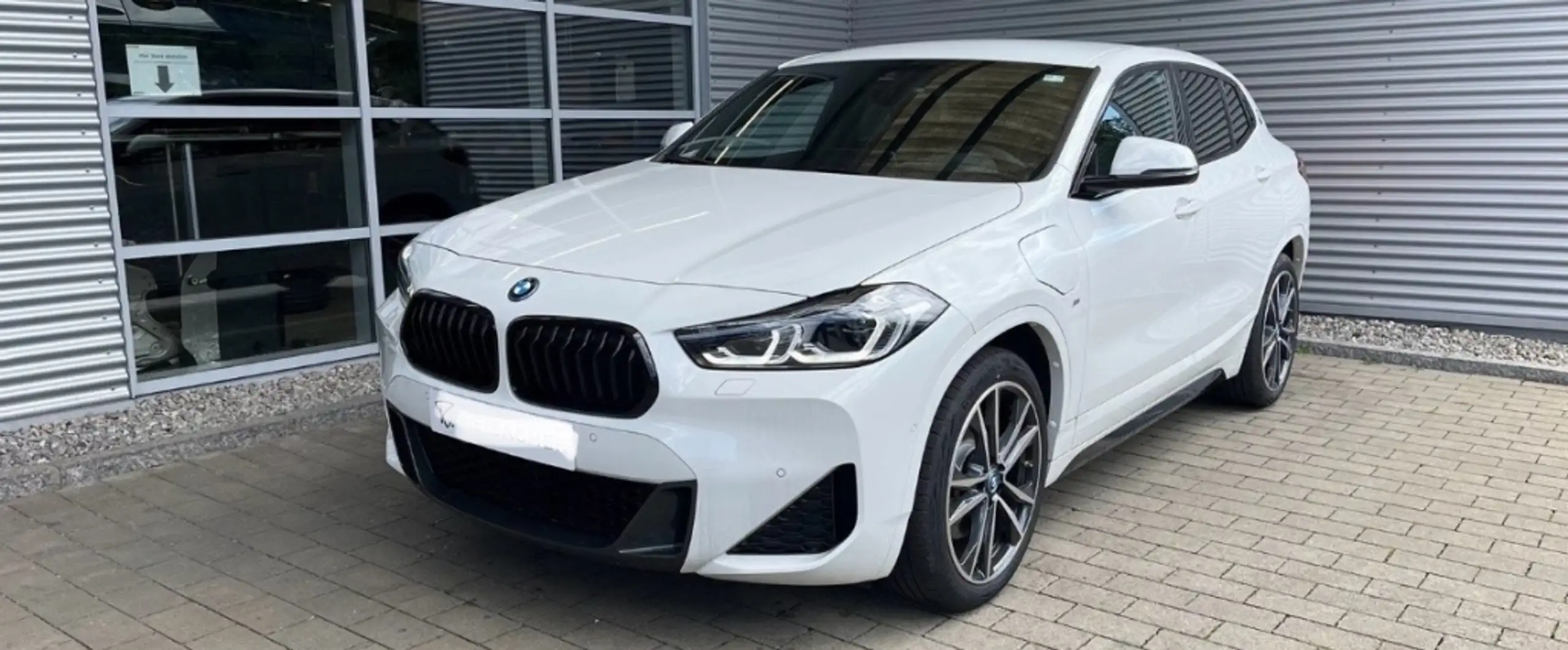 BMW - X2