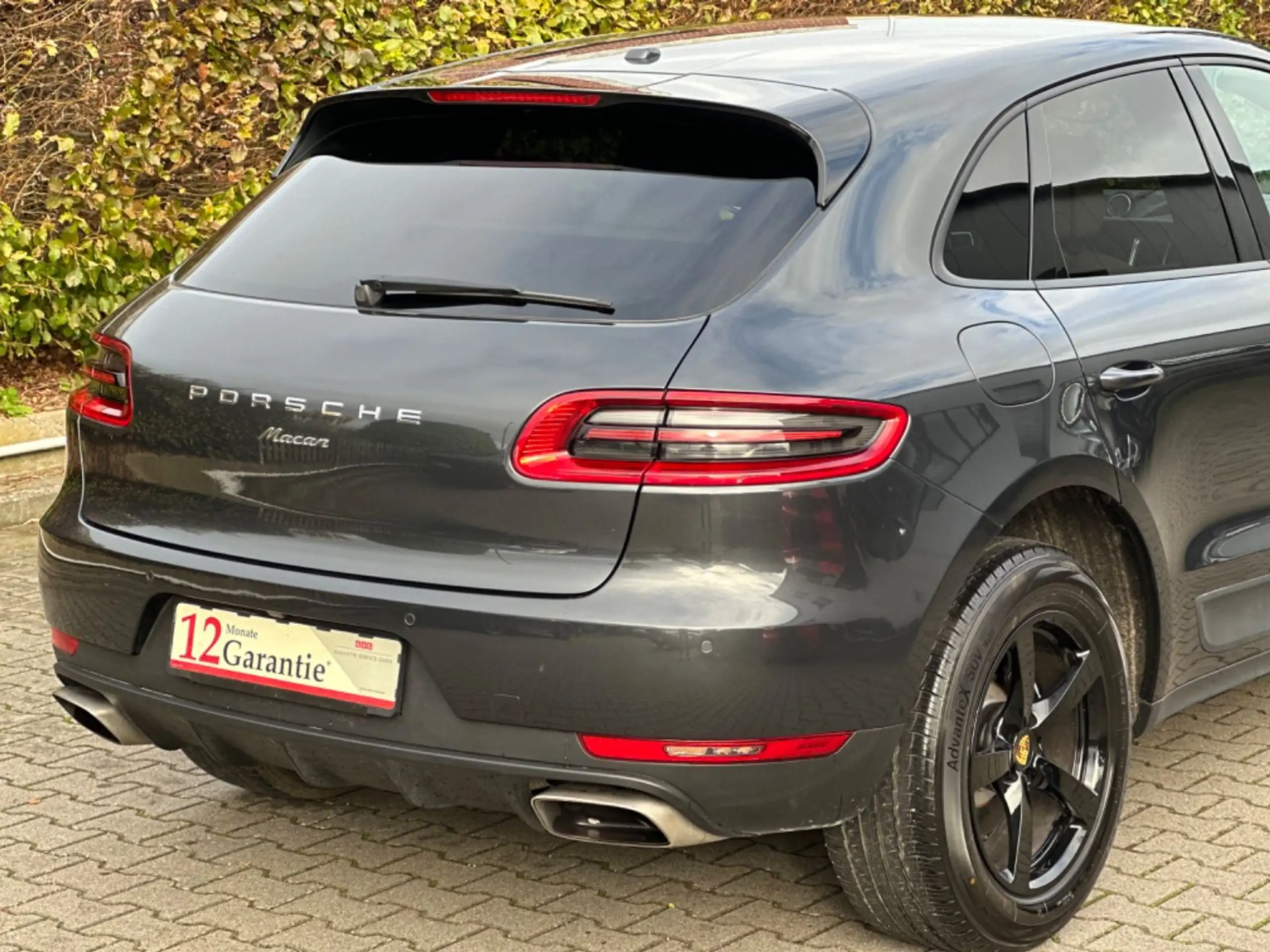 Porsche - Macan