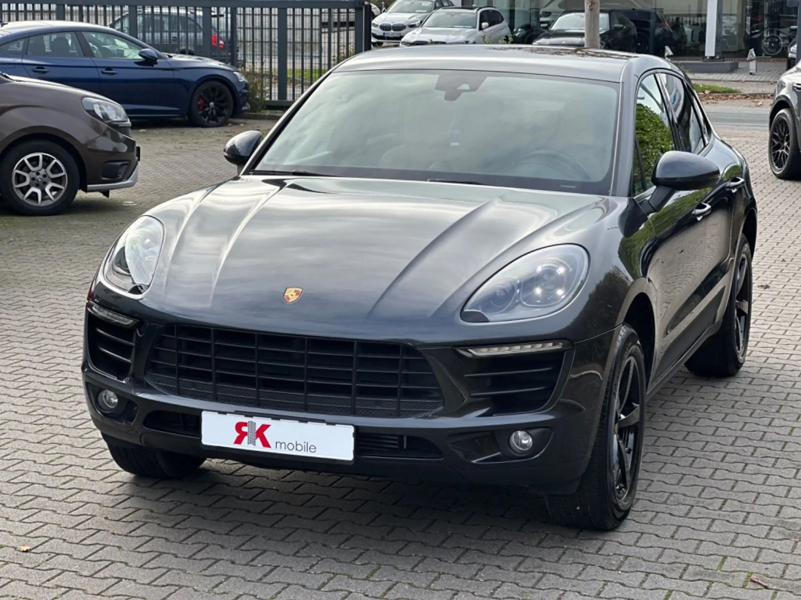 Porsche - Macan