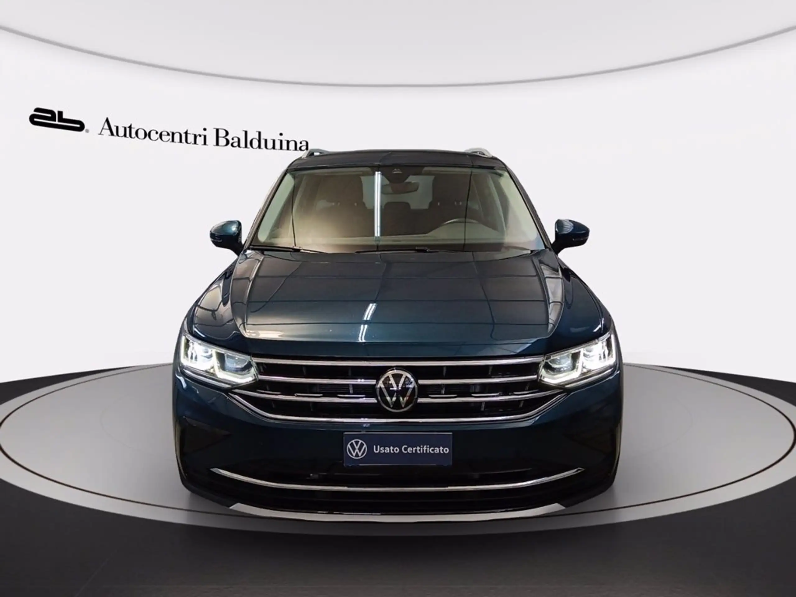 Volkswagen - Tiguan