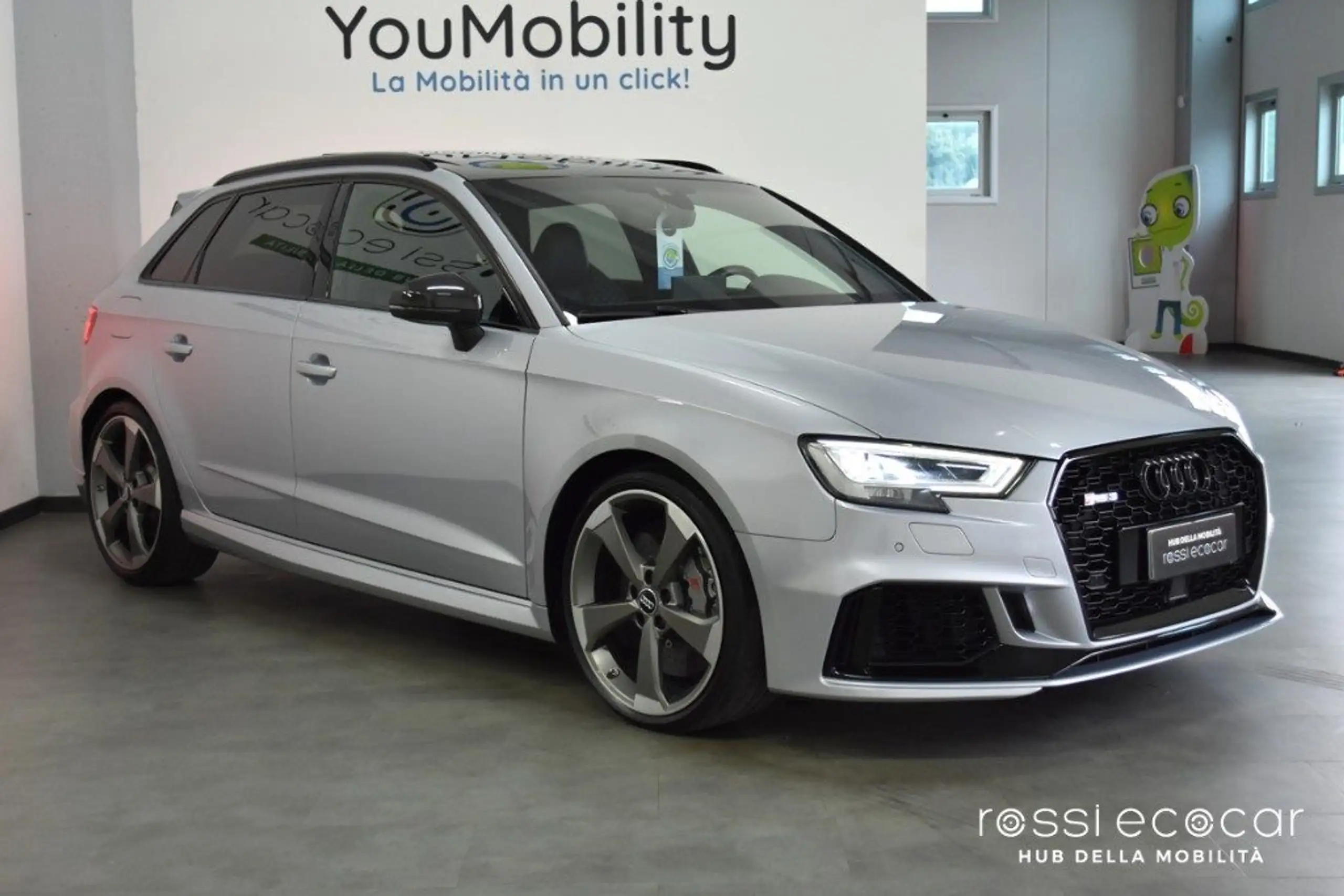 Audi - RS3