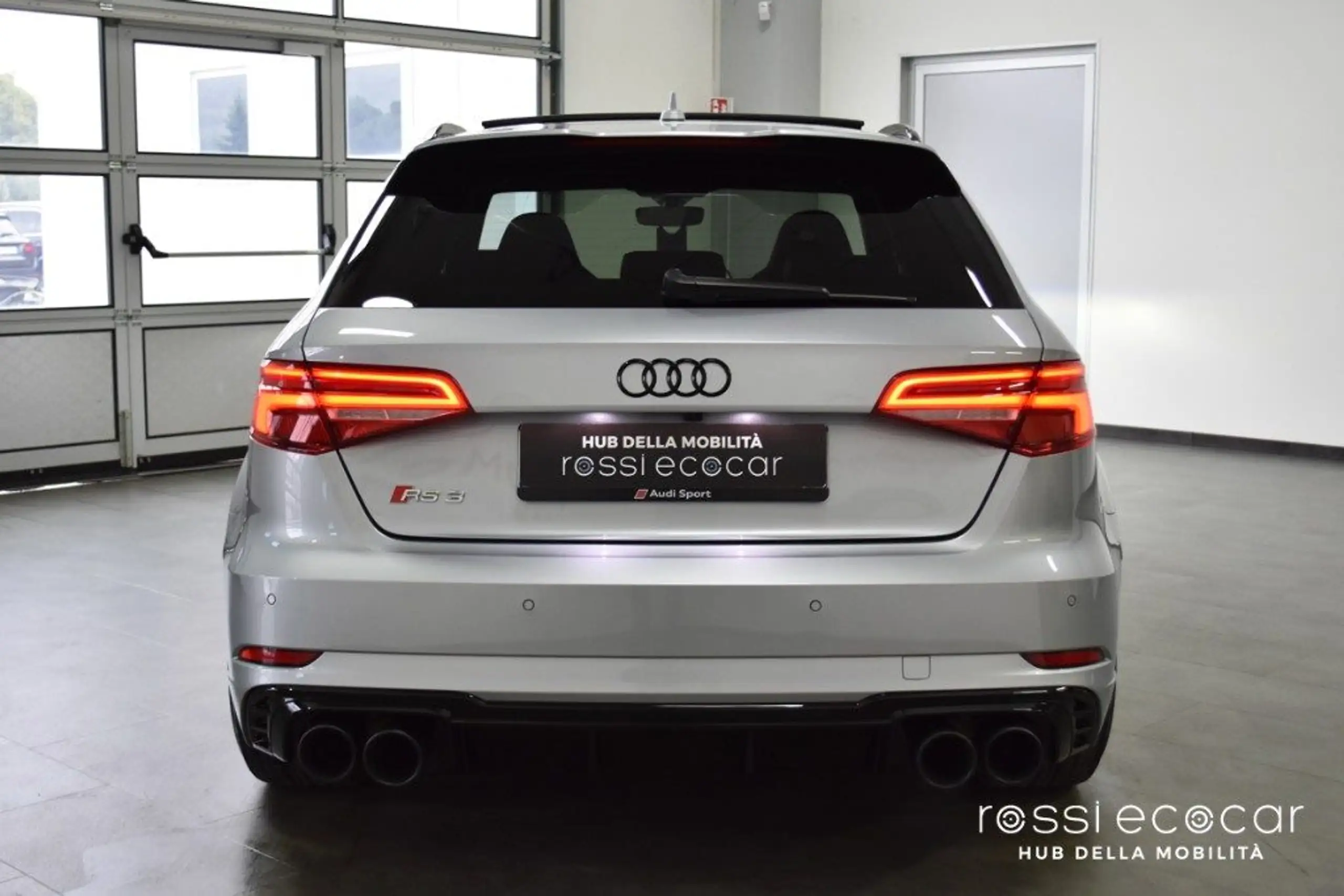 Audi - RS3