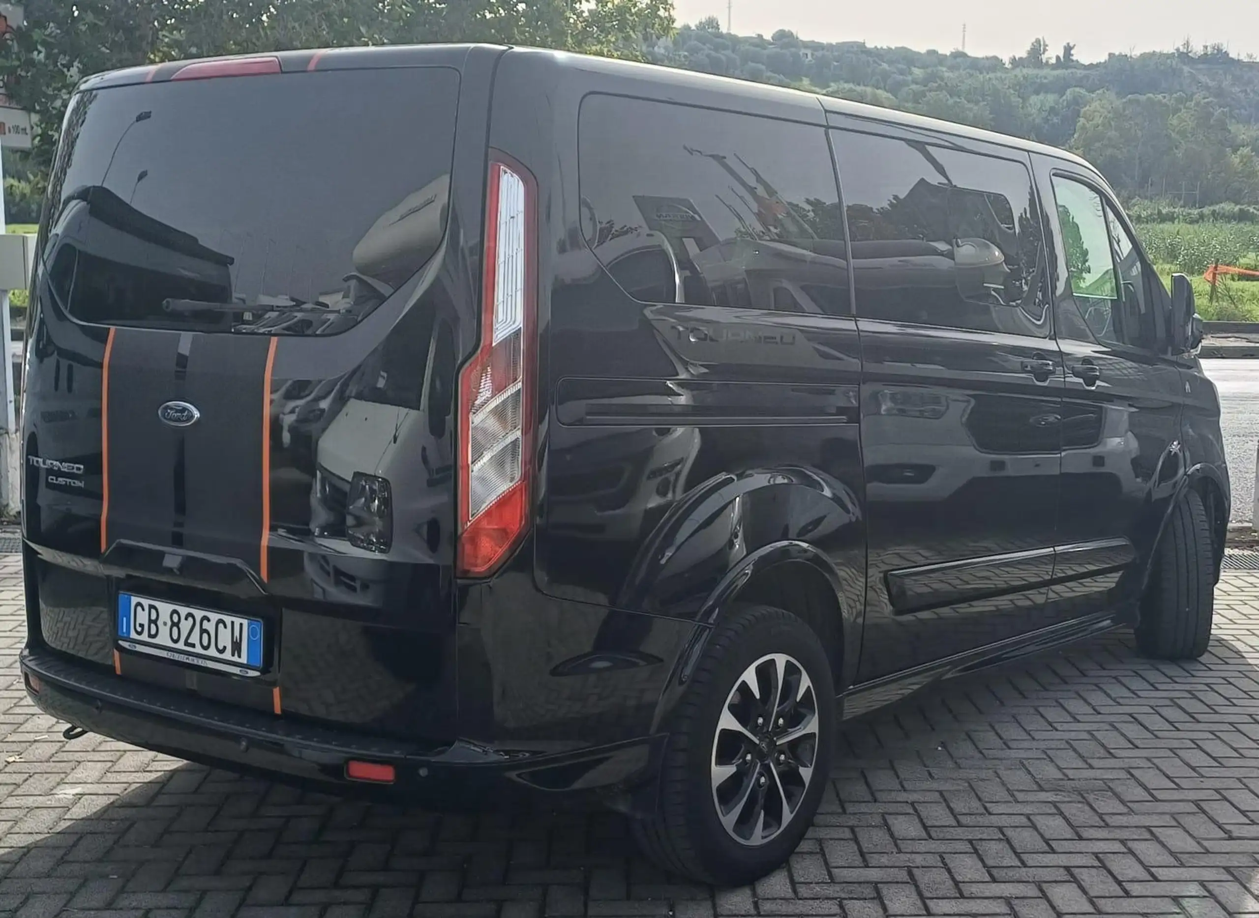 Ford - Tourneo Custom