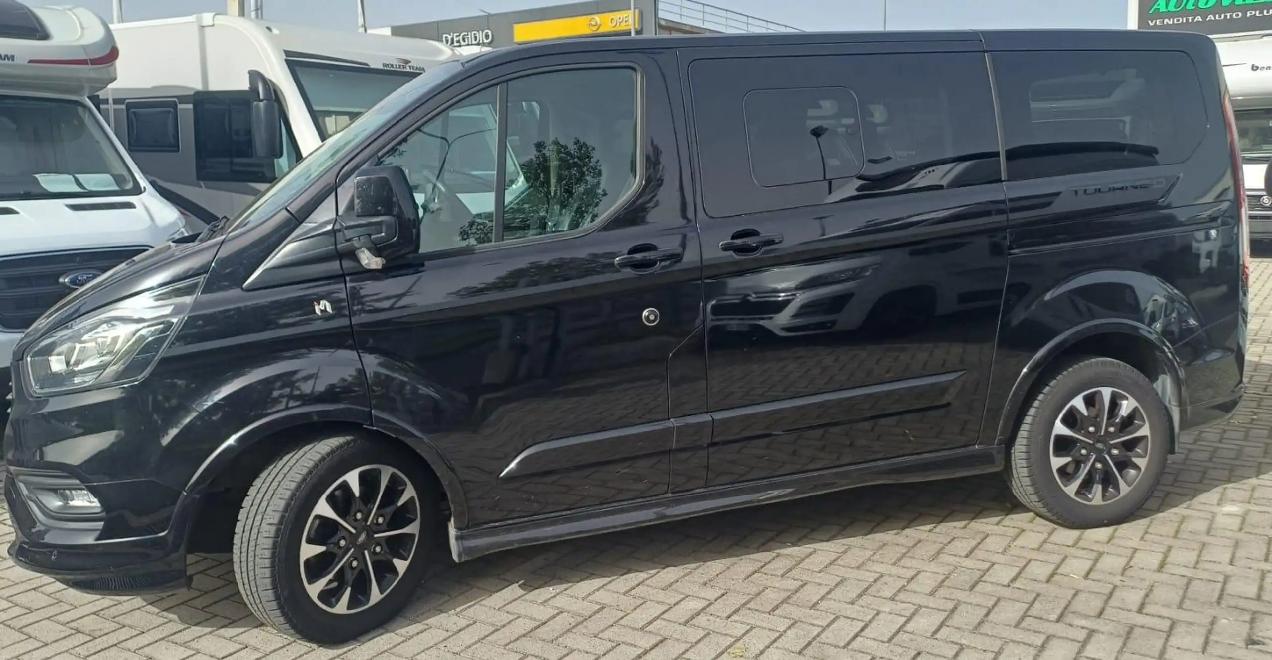 Ford - Tourneo Custom