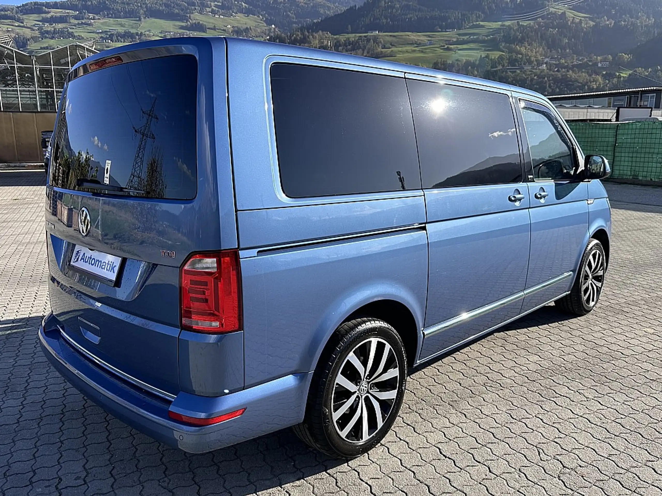 Volkswagen - T6 Multivan