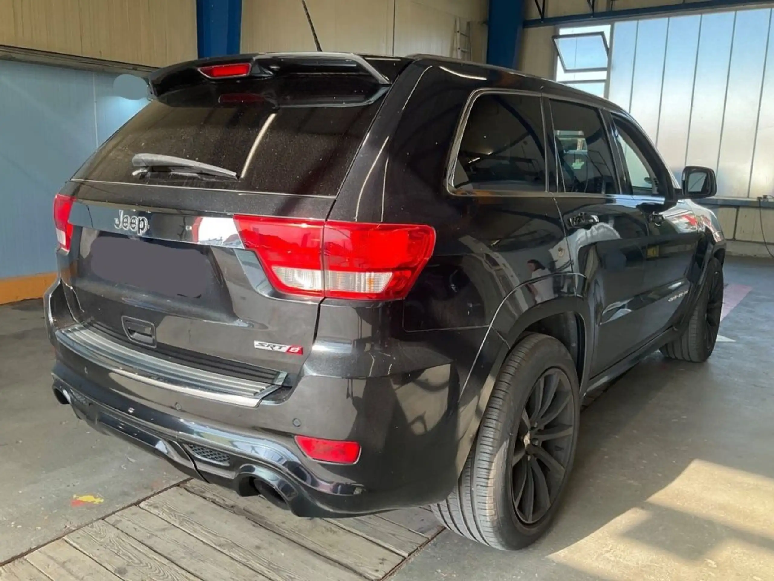 Jeep - Grand Cherokee