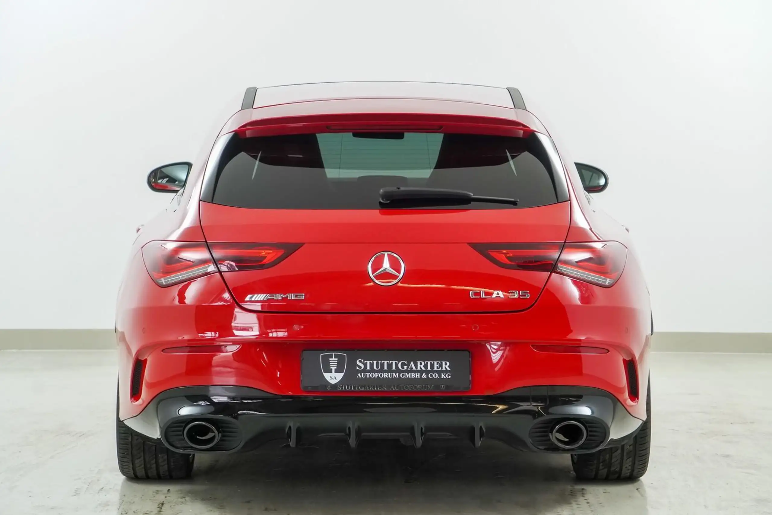 Mercedes-Benz - CLA 35 AMG