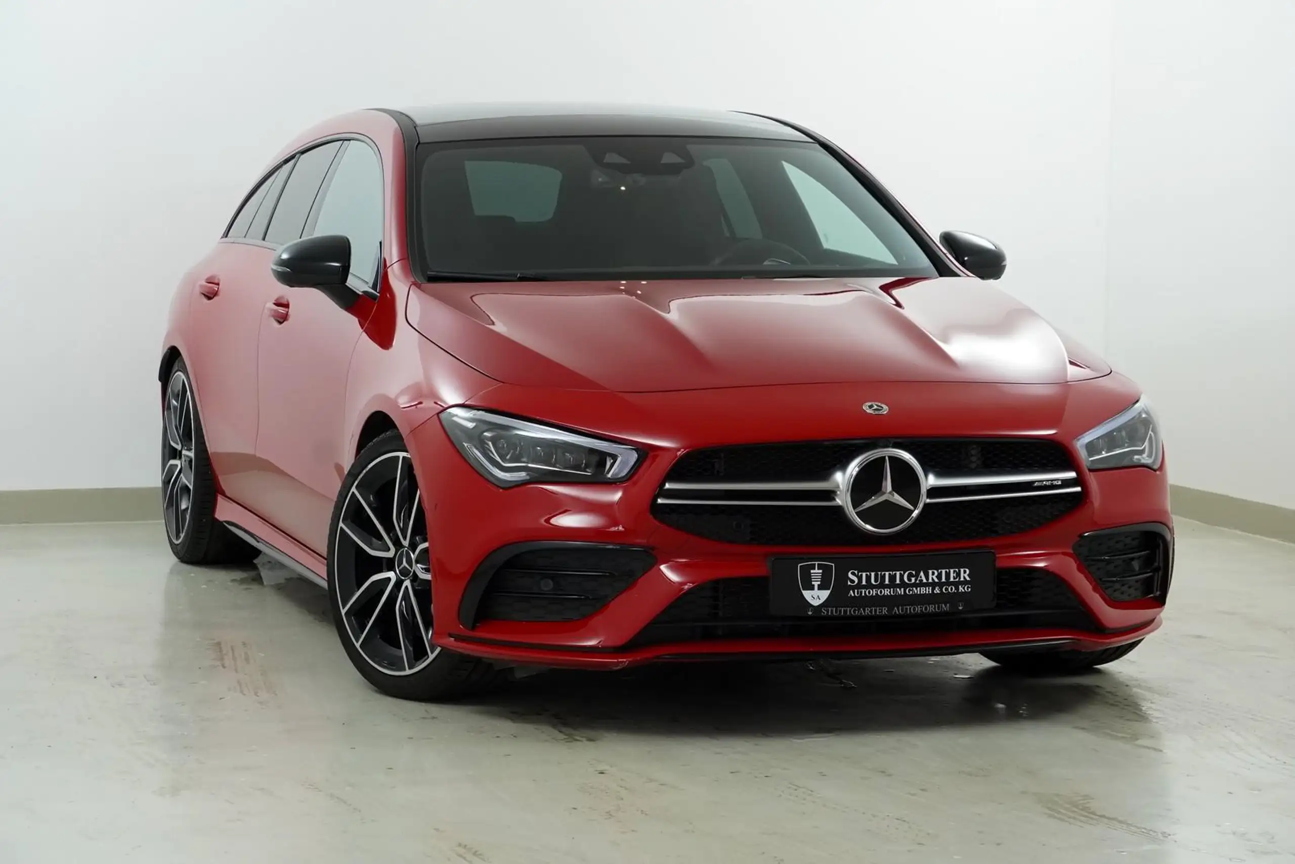 Mercedes-Benz - CLA 35 AMG