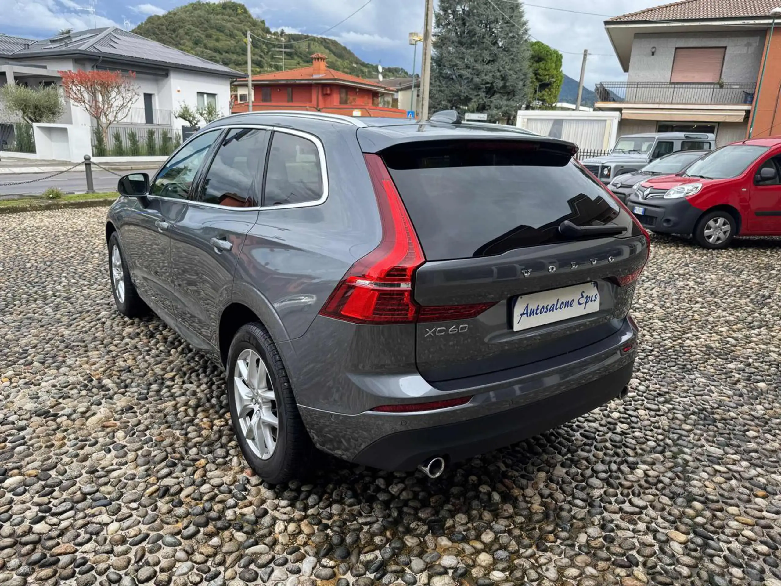 Volvo - XC60