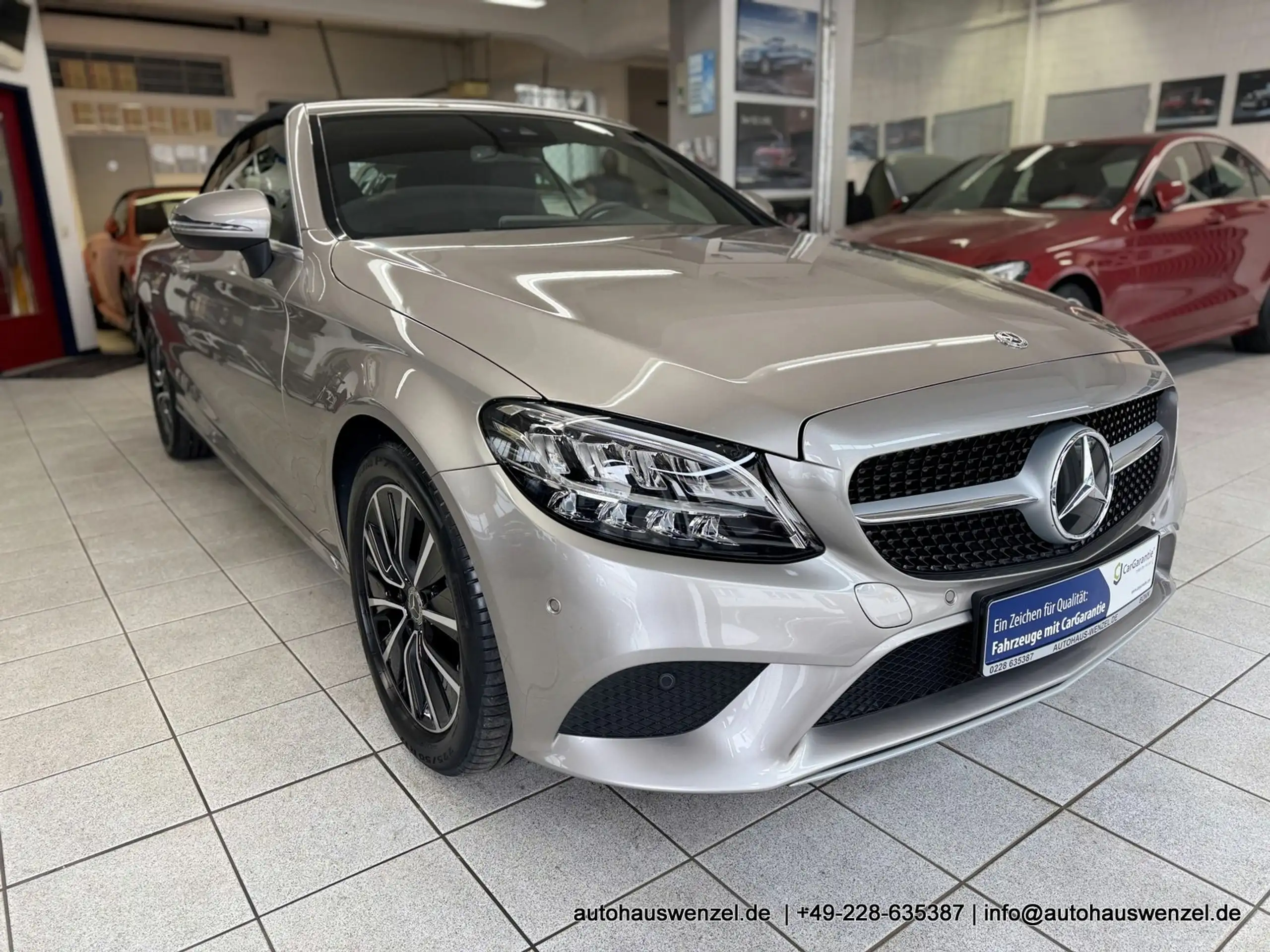 Mercedes-Benz - C 220