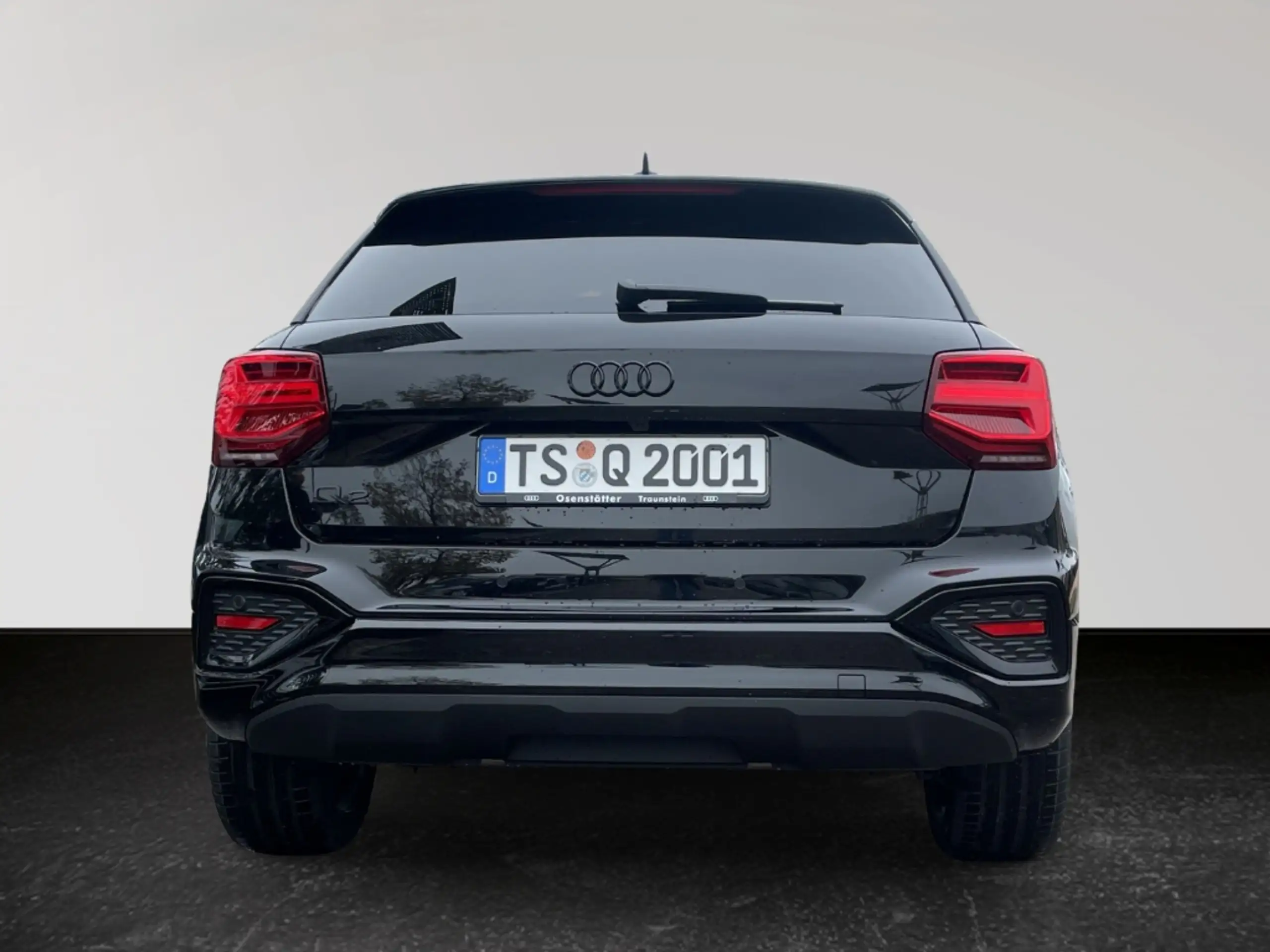 Audi - Q2