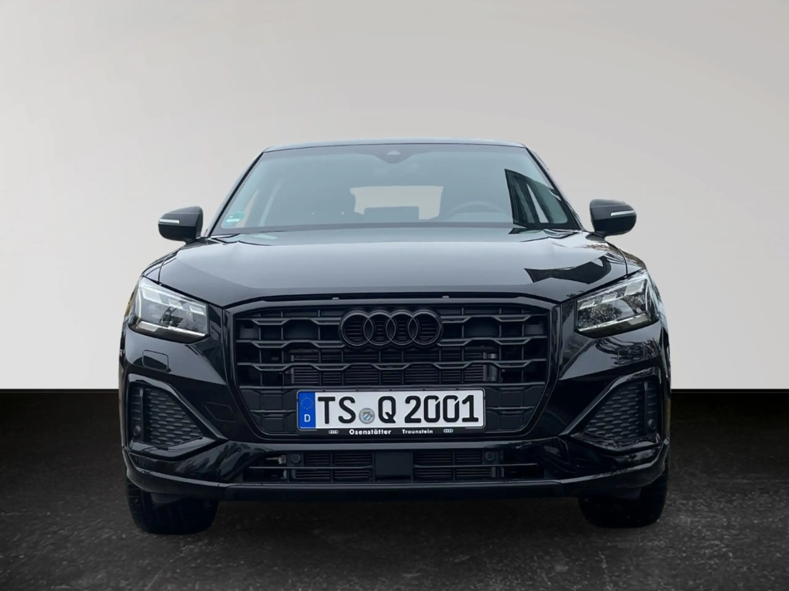 Audi - Q2