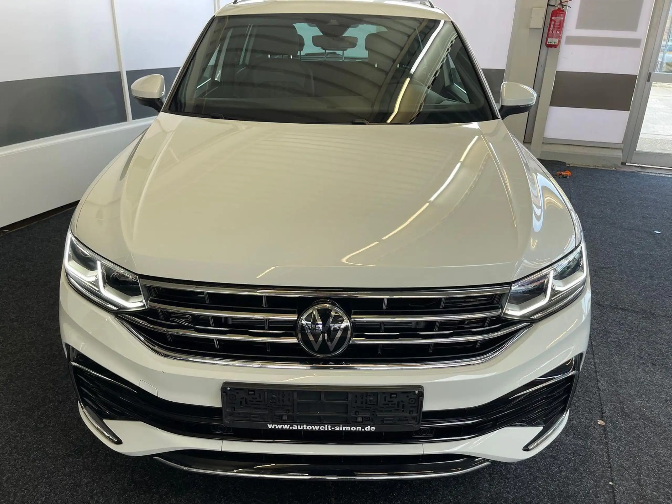 Volkswagen - Tiguan