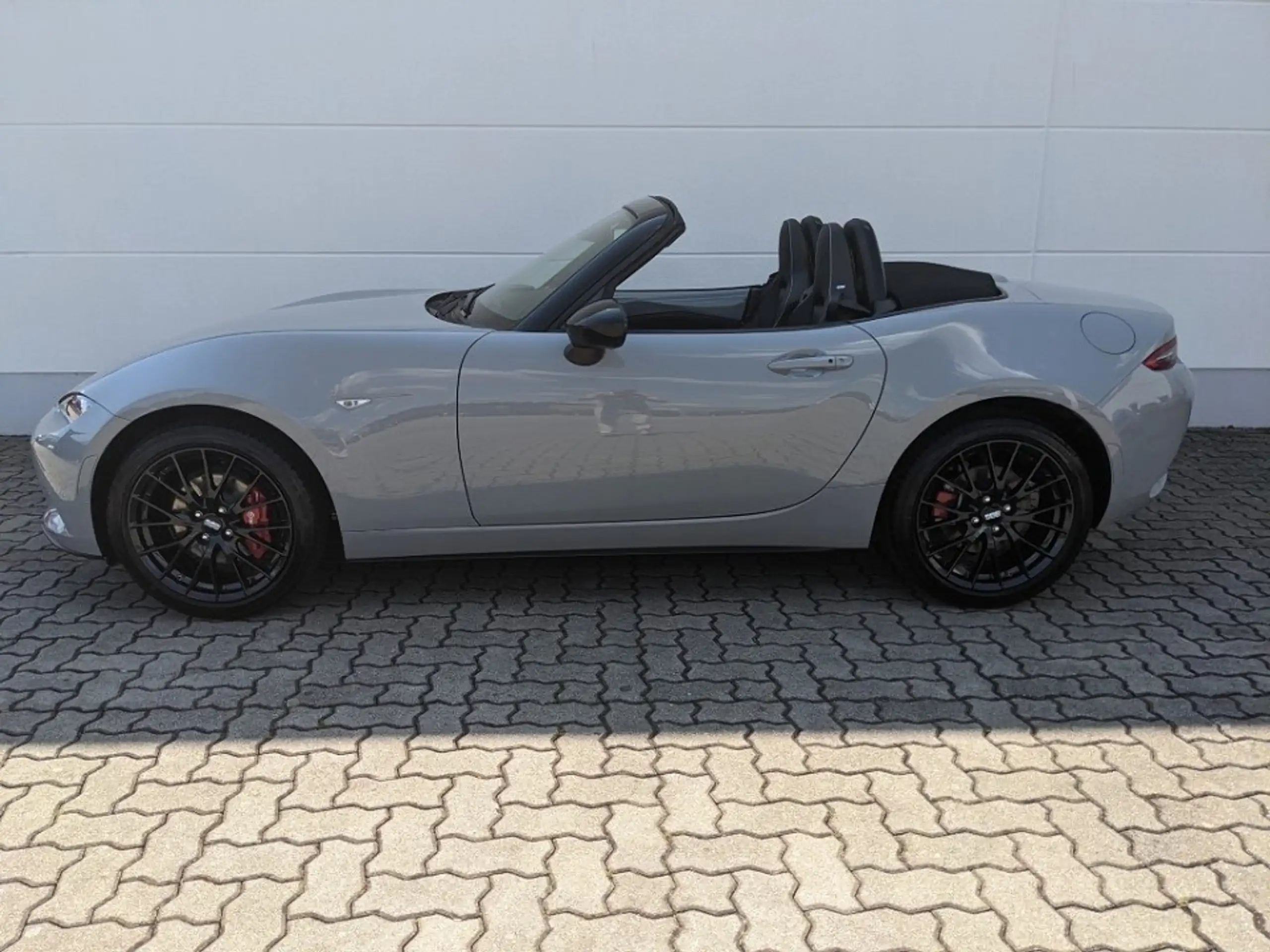 Mazda - MX-5