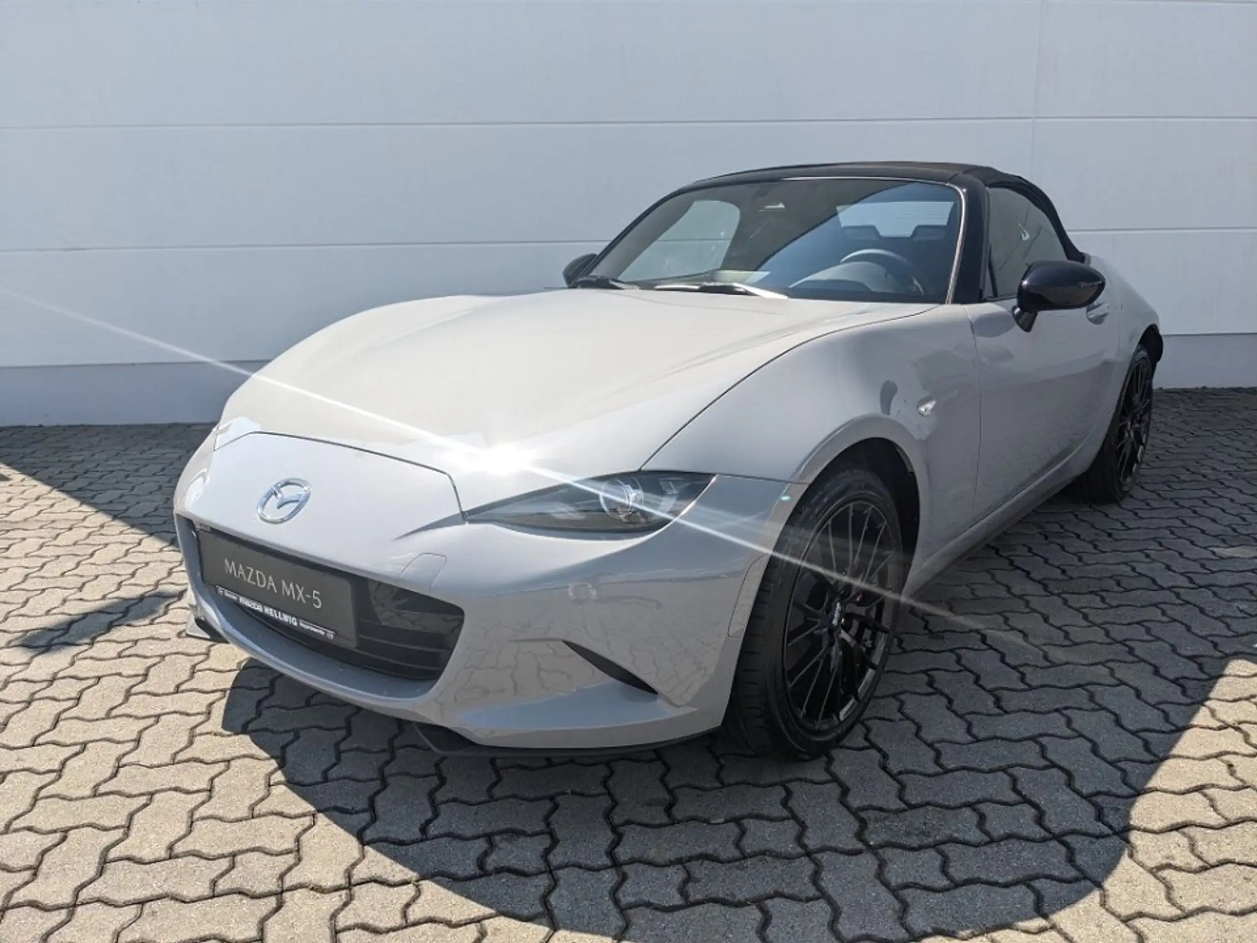 Mazda - MX-5