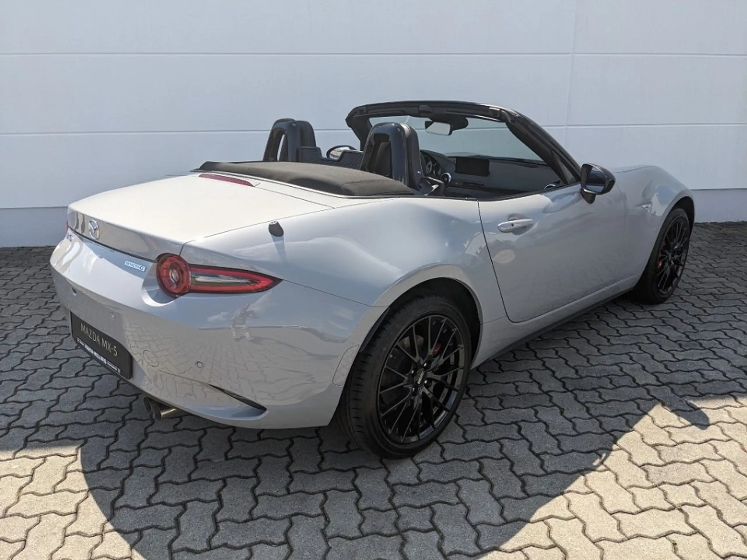 Mazda - MX-5