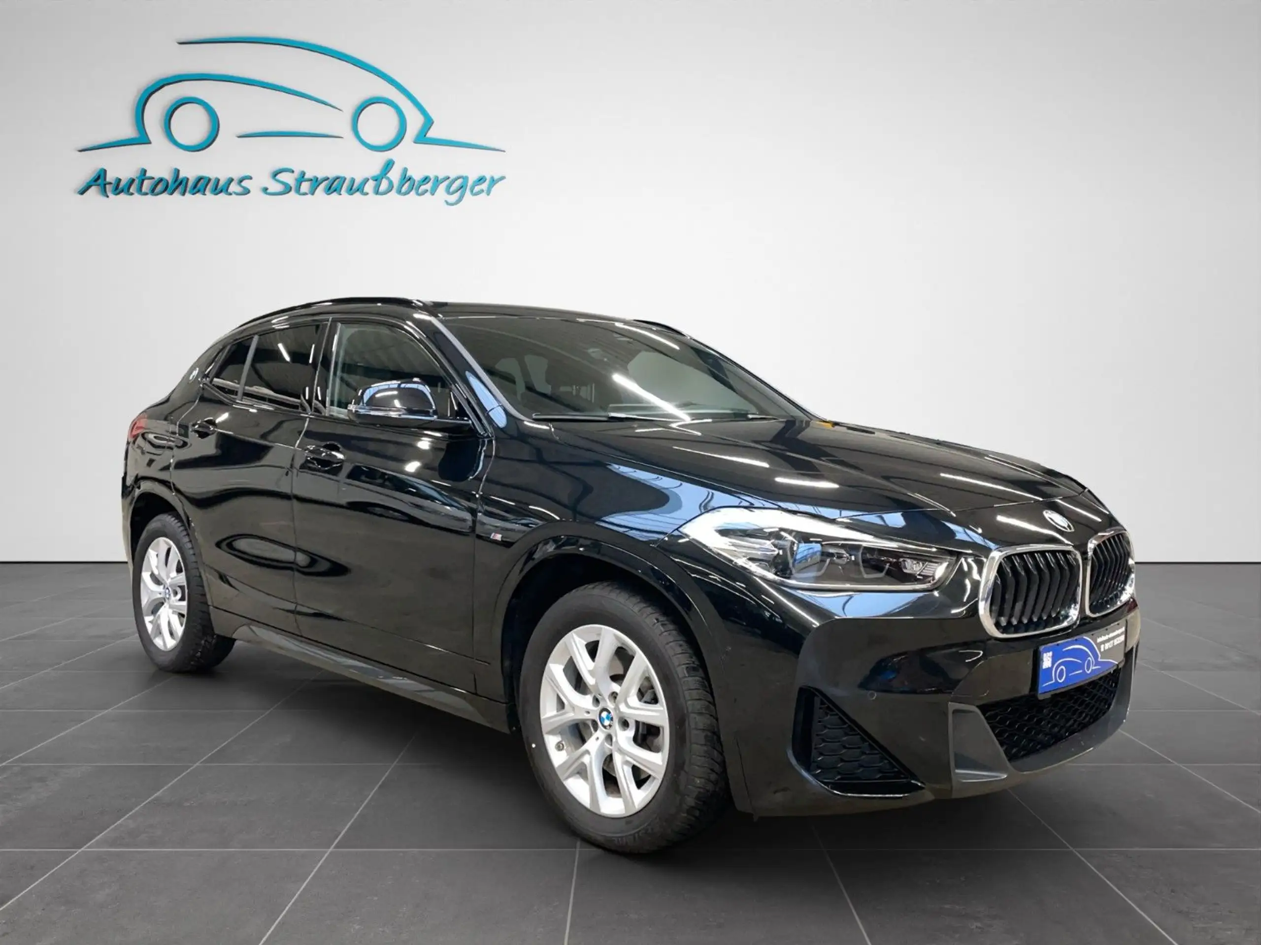 BMW - X2