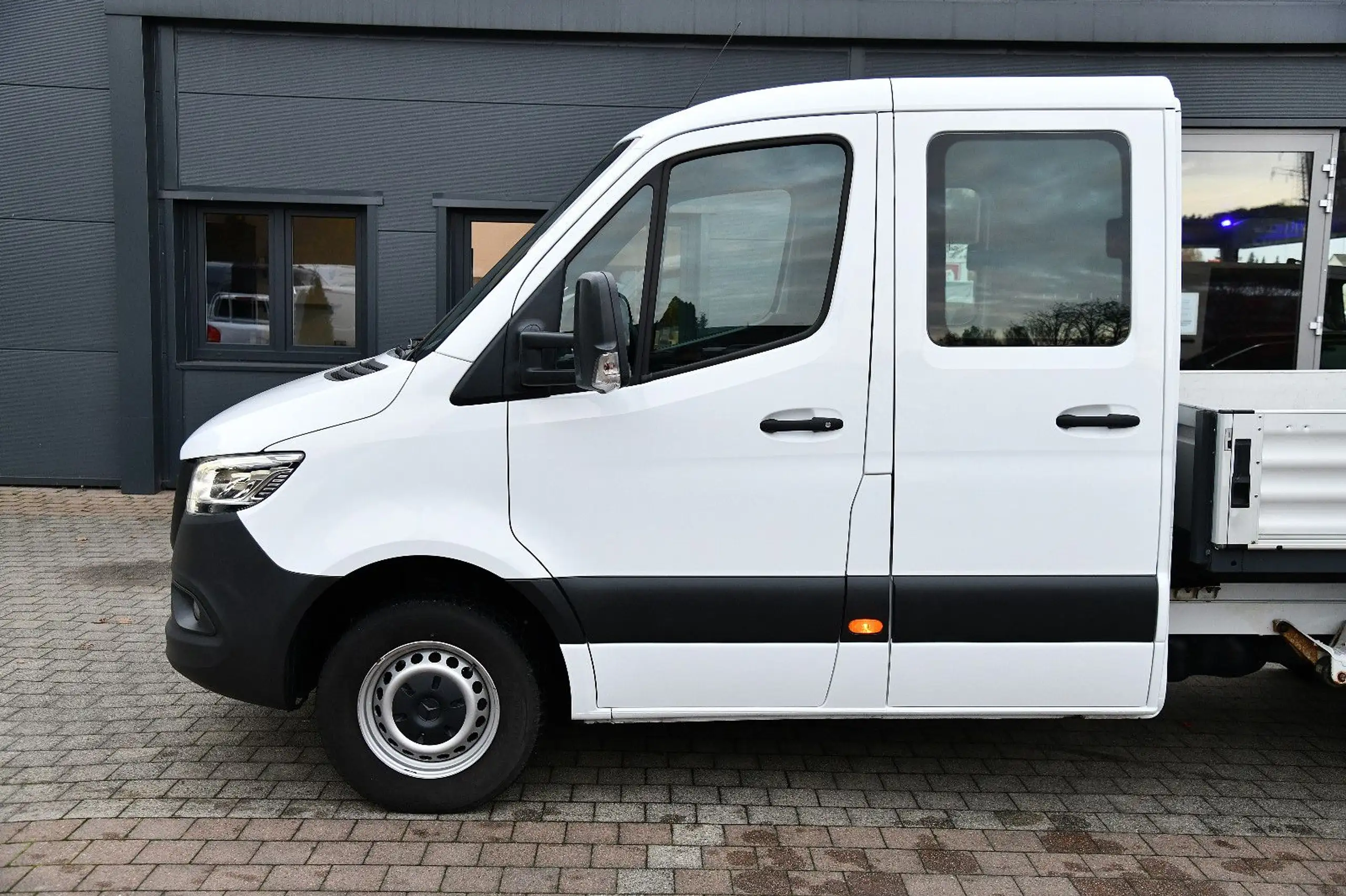 Mercedes-Benz - Sprinter