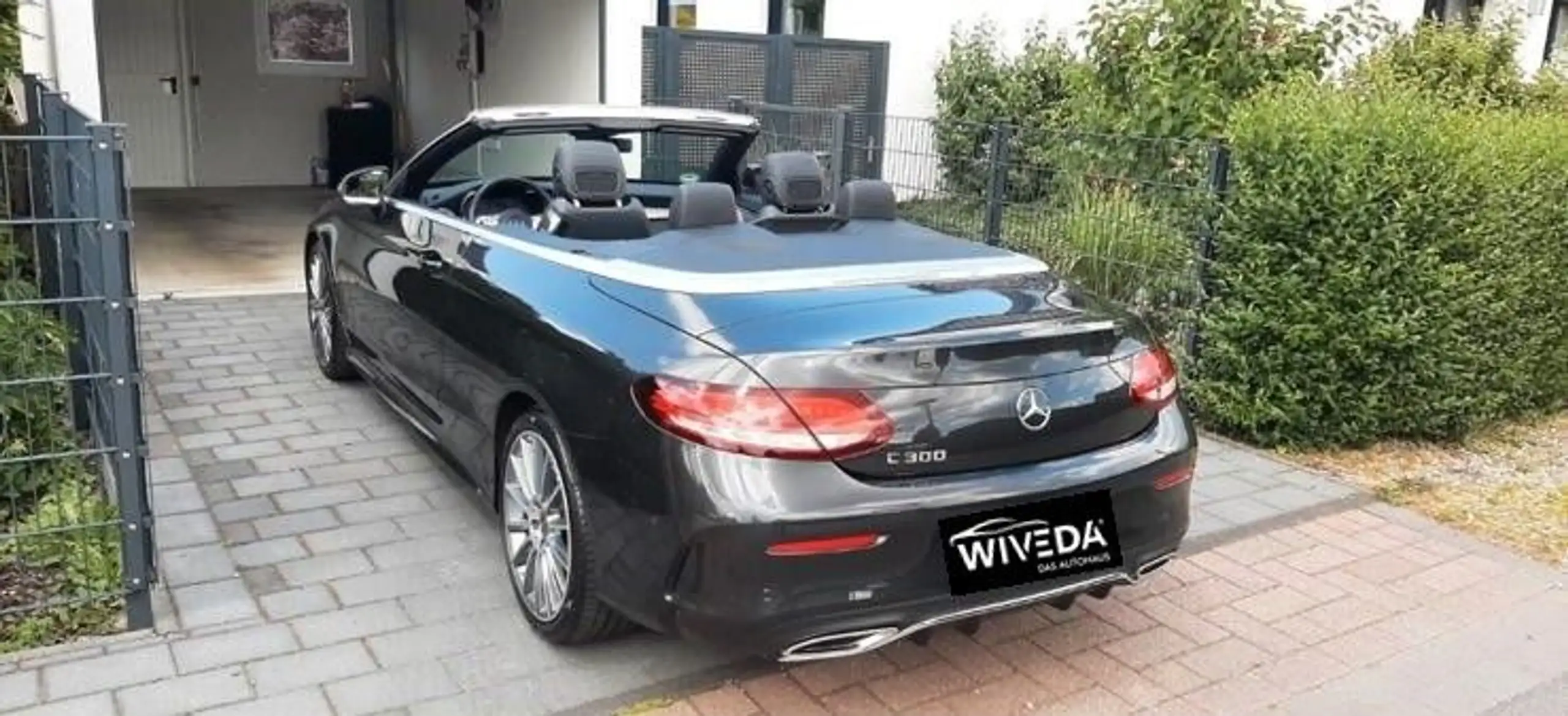 Mercedes-Benz - C 300