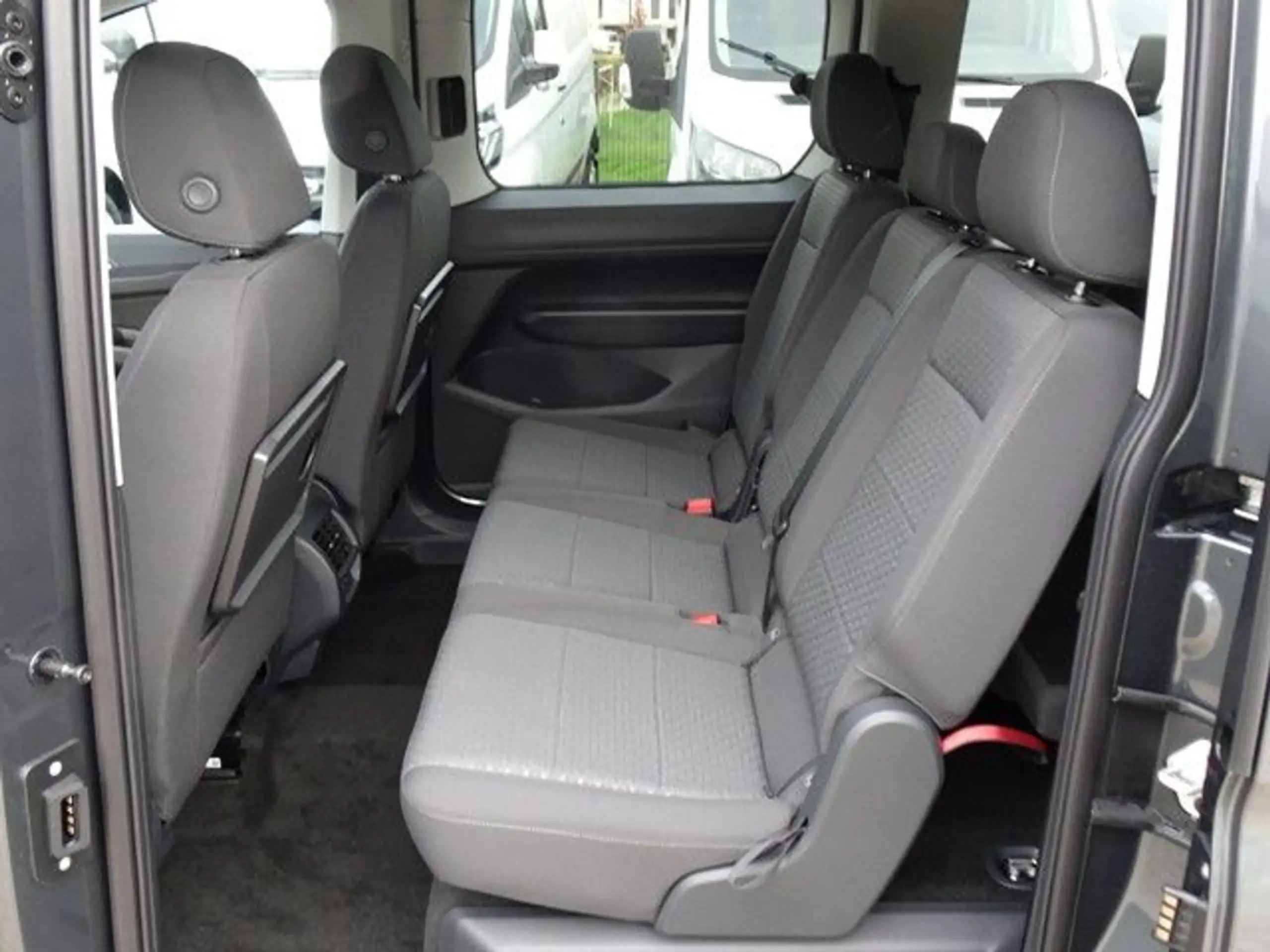 Ford - Grand Tourneo