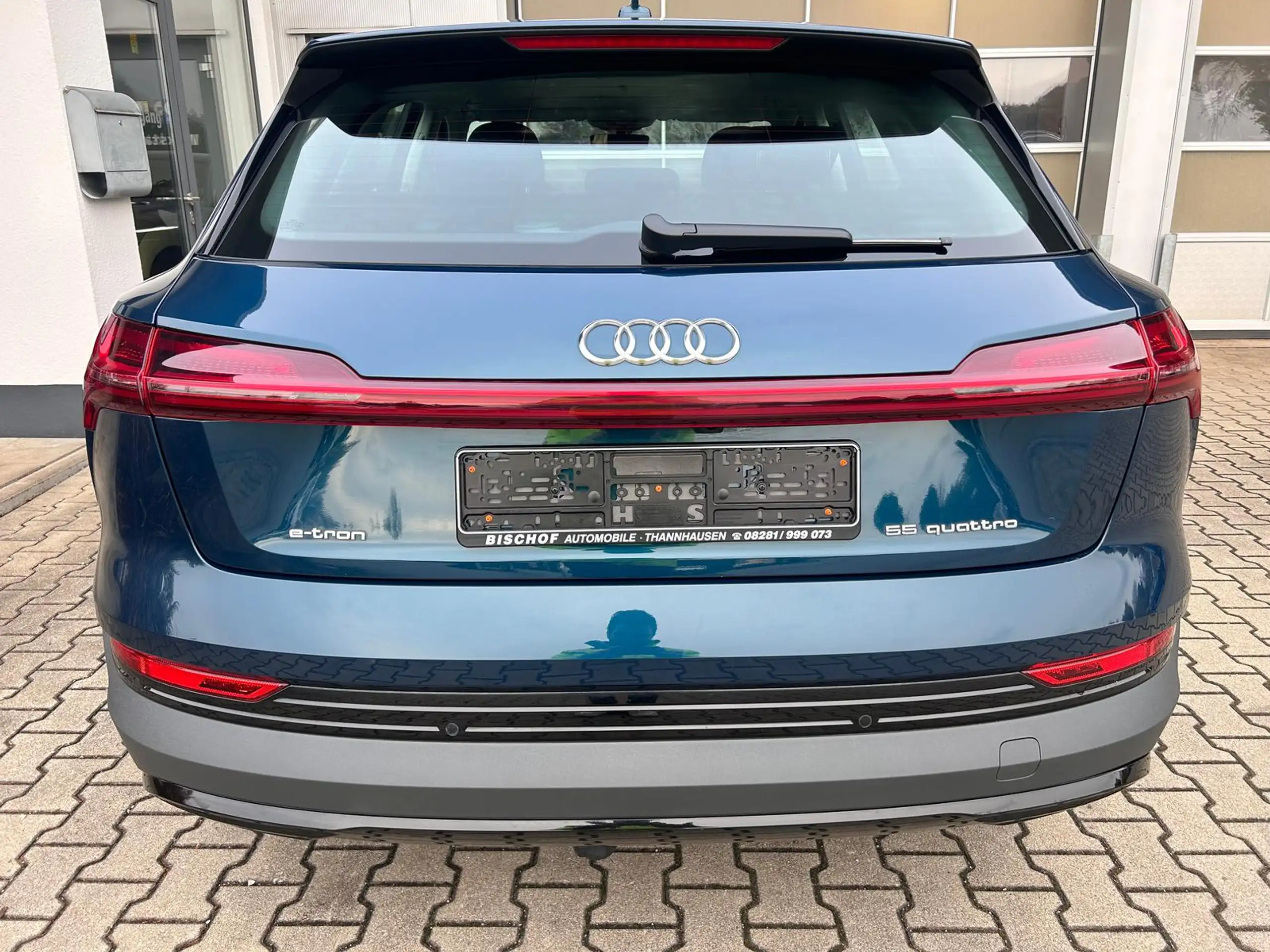 Audi - e-tron