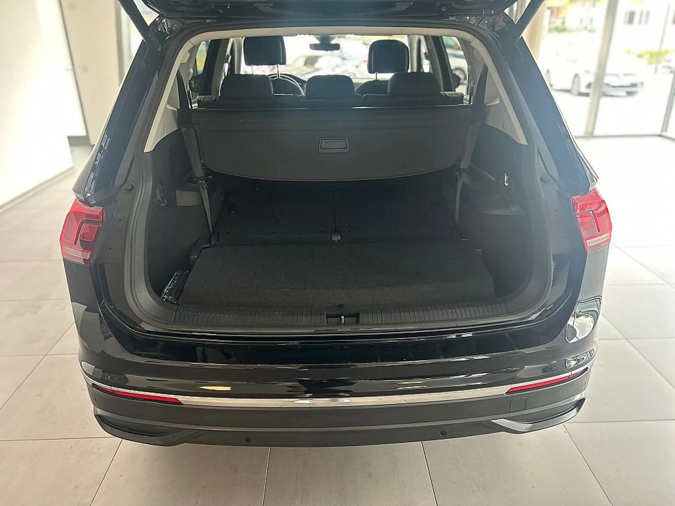 Volkswagen - Tiguan Allspace