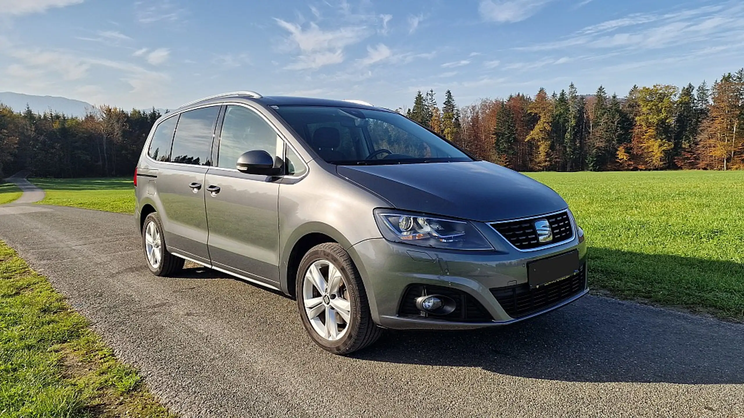 SEAT - Alhambra