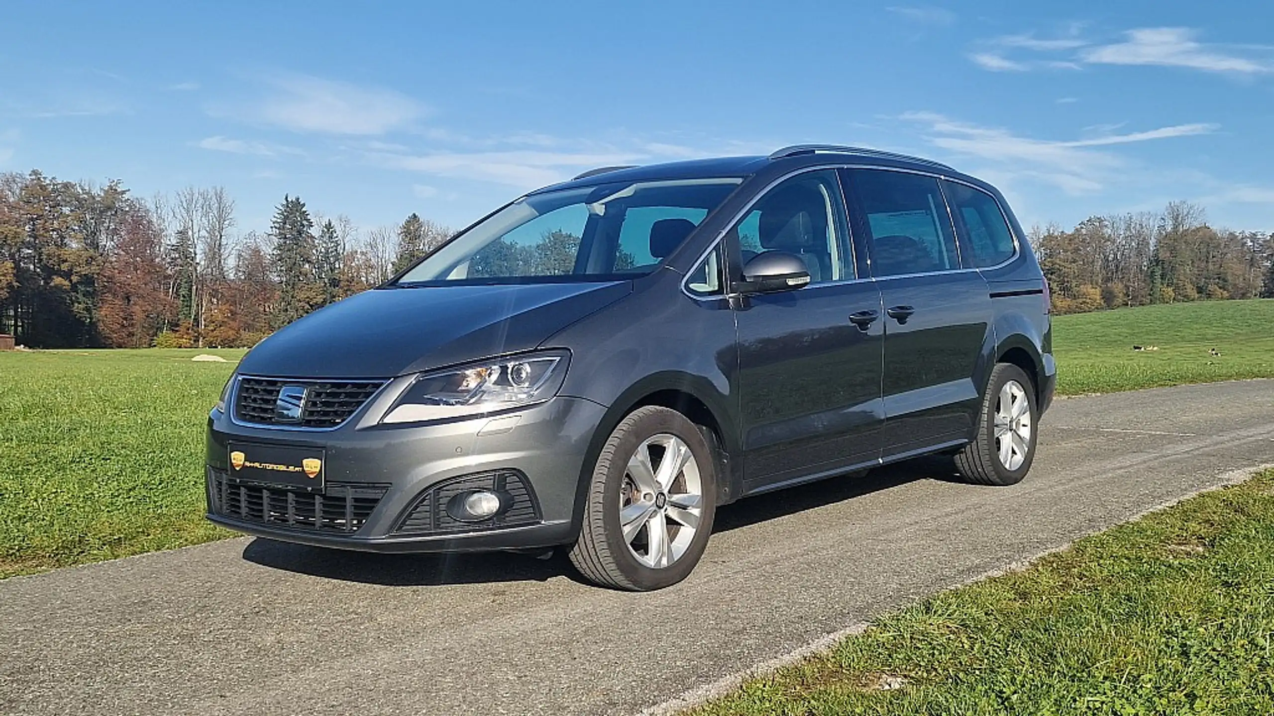 SEAT - Alhambra