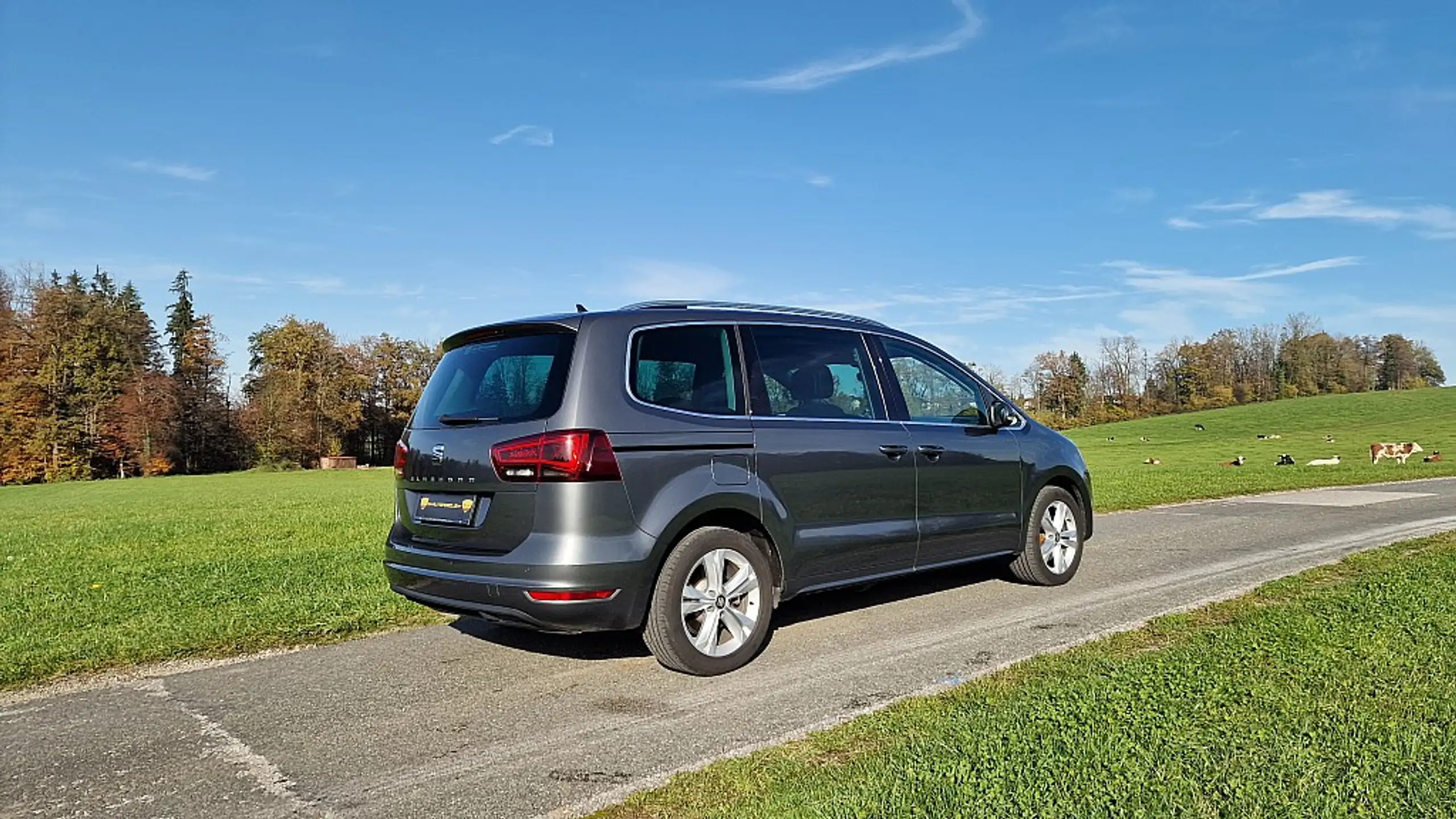 SEAT - Alhambra