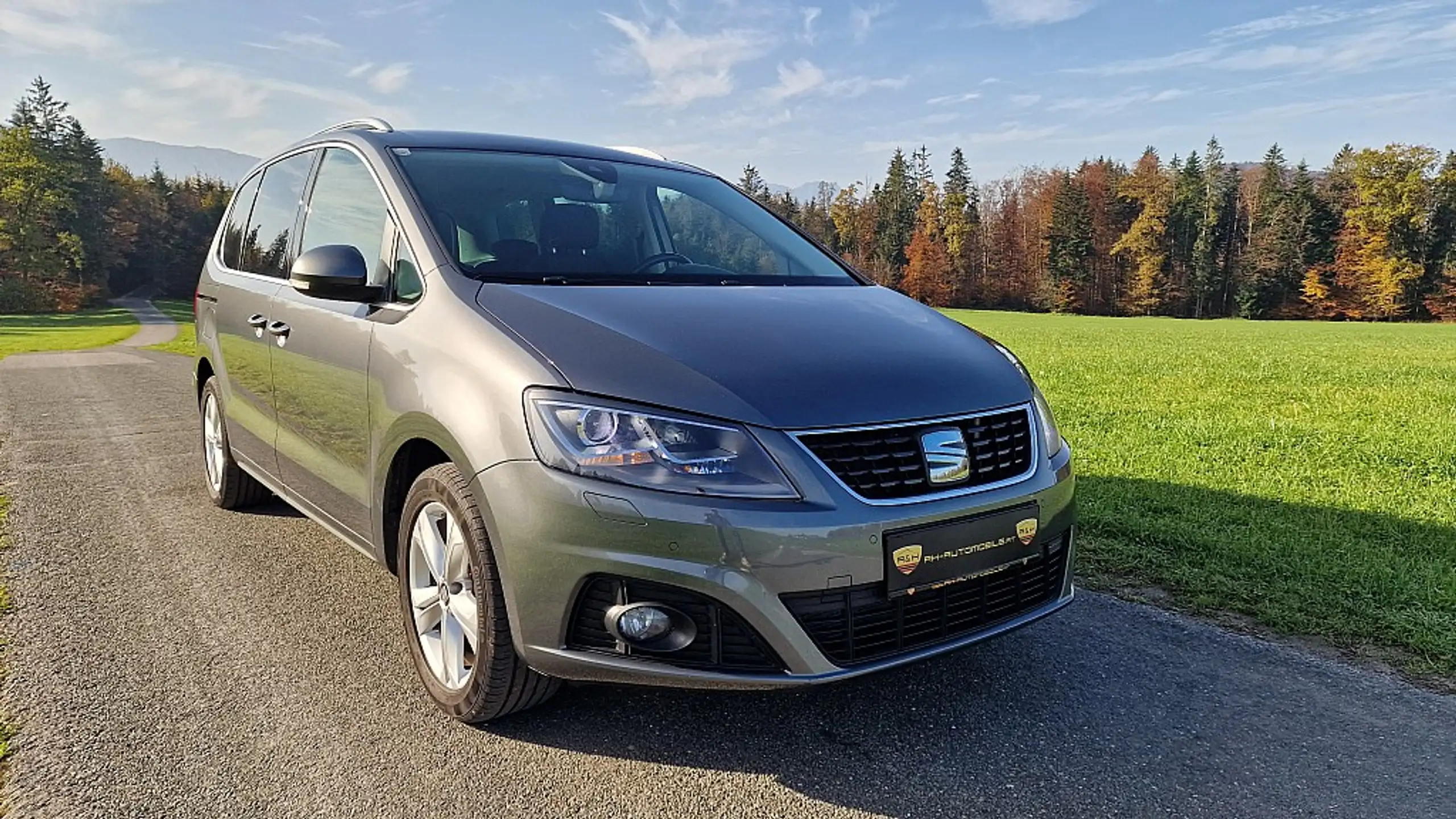 SEAT - Alhambra