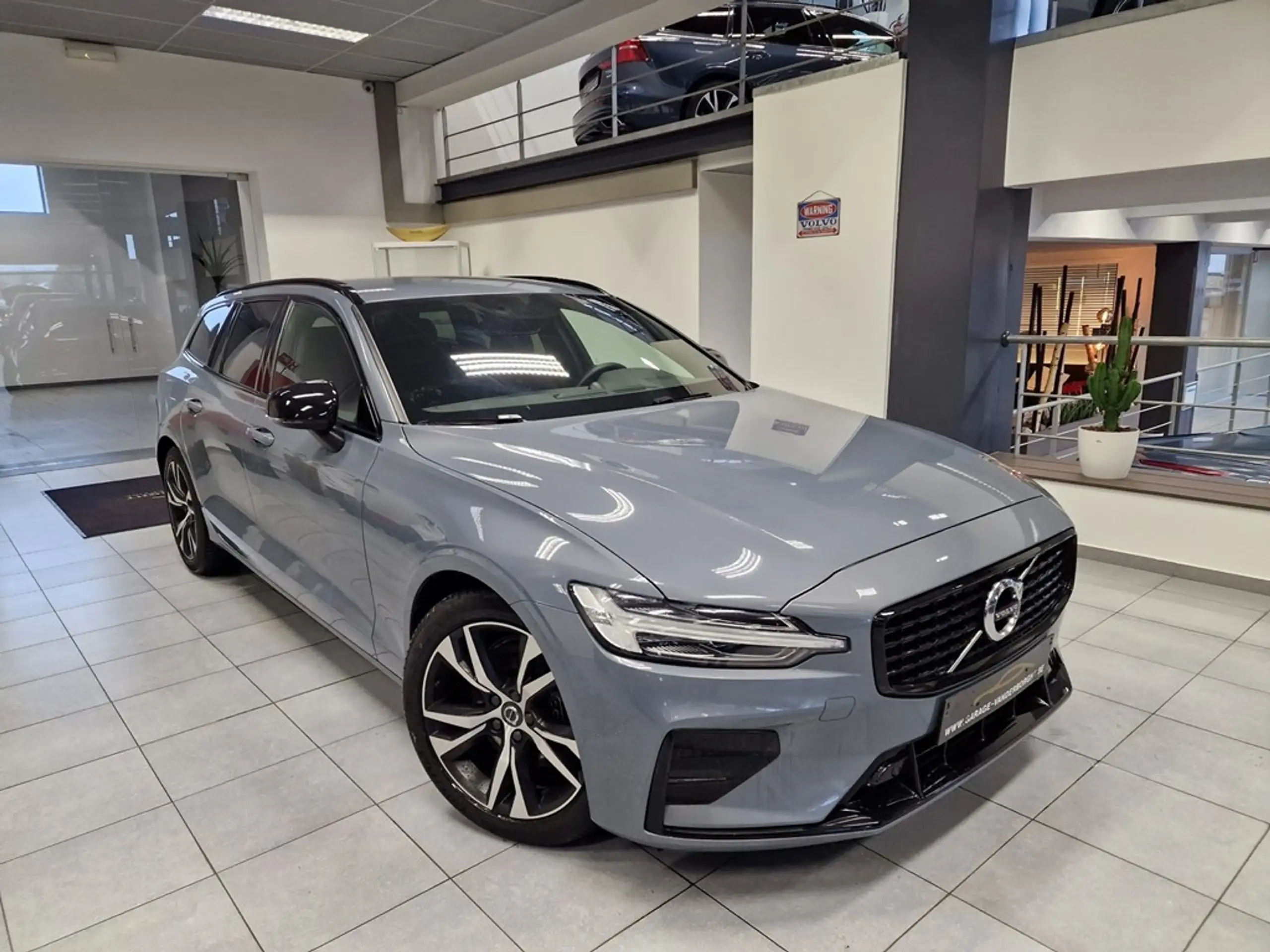 Volvo V60 2022