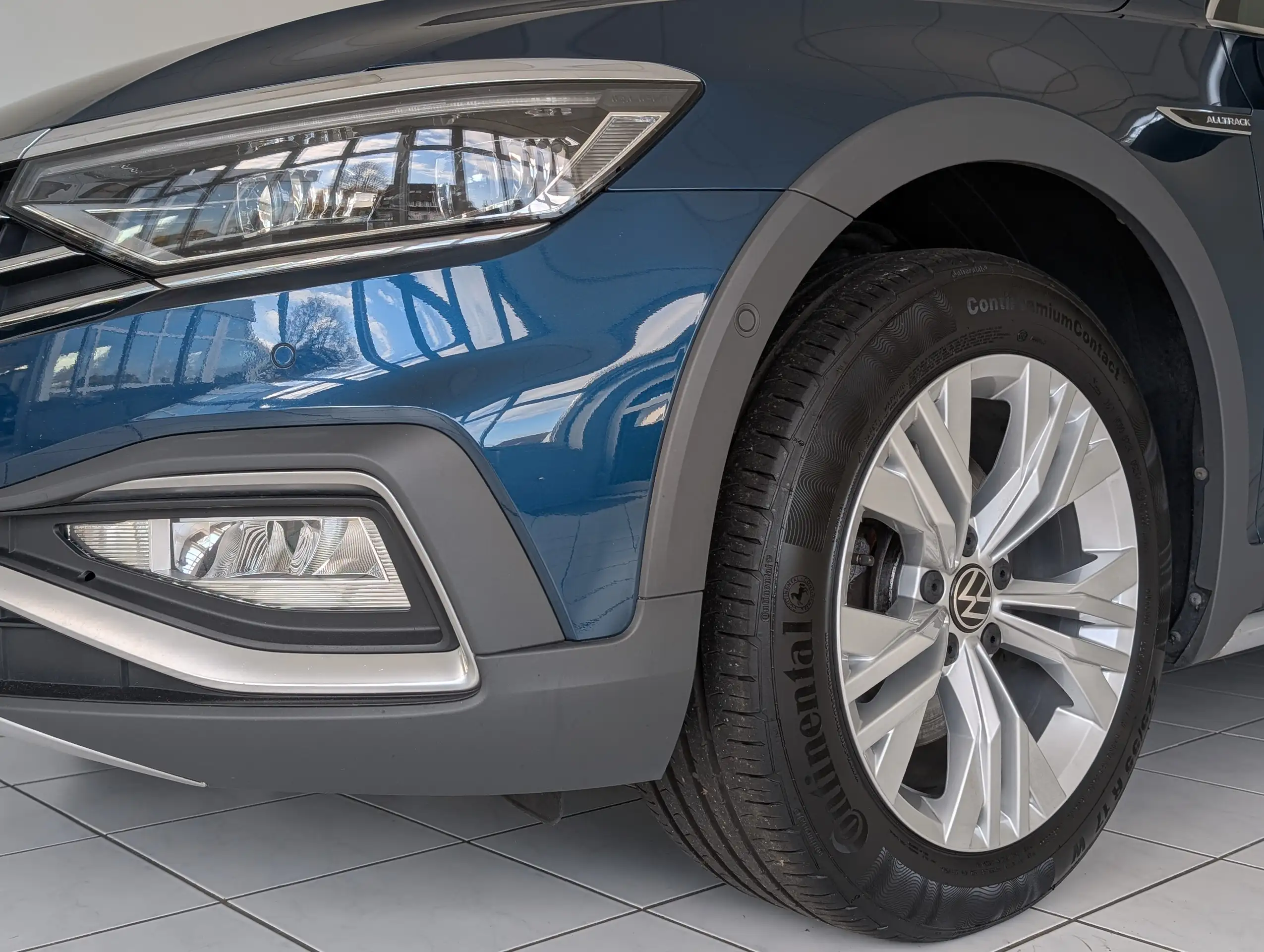 Volkswagen - Passat Alltrack