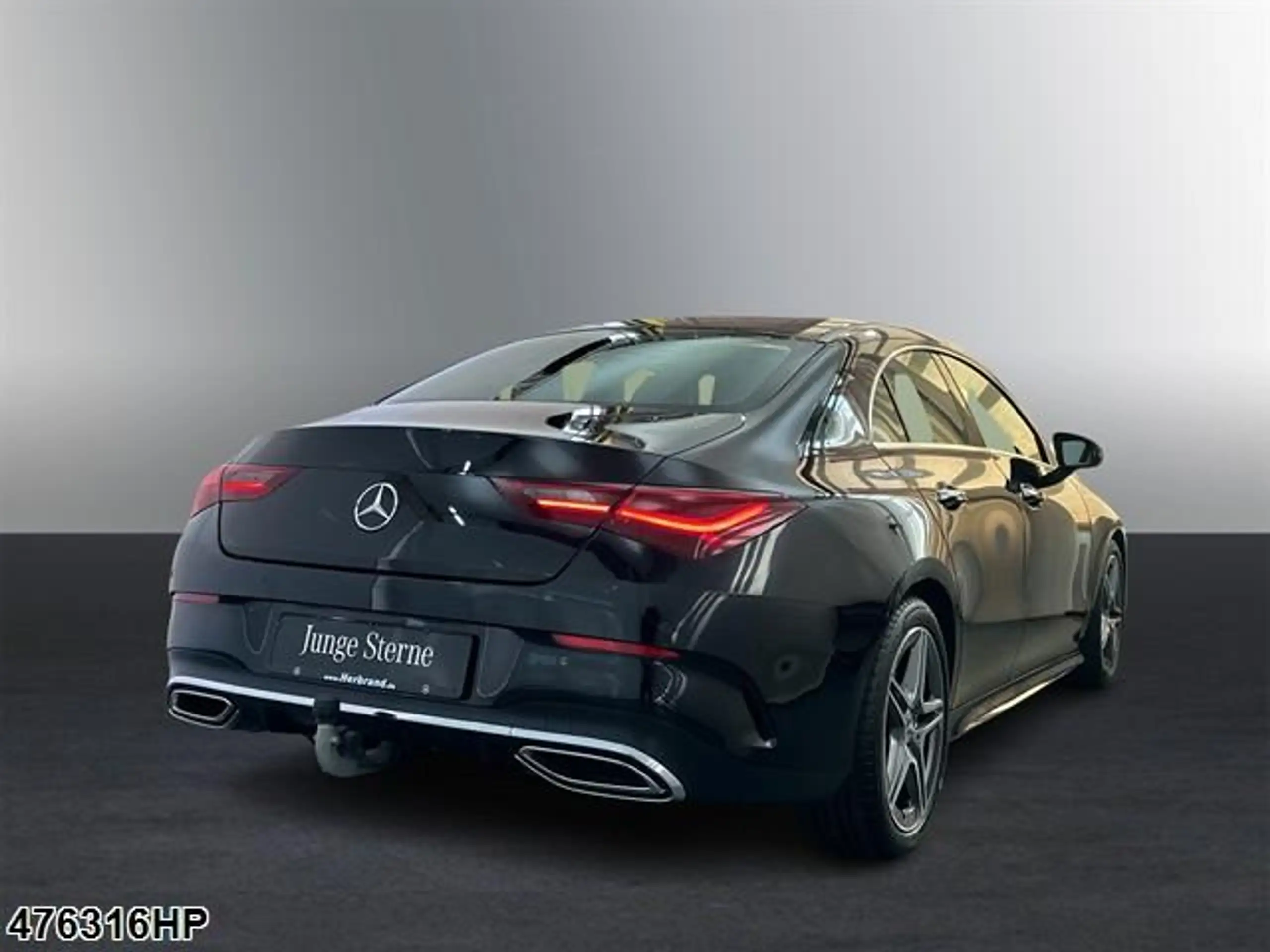 Mercedes-Benz - CLA 200