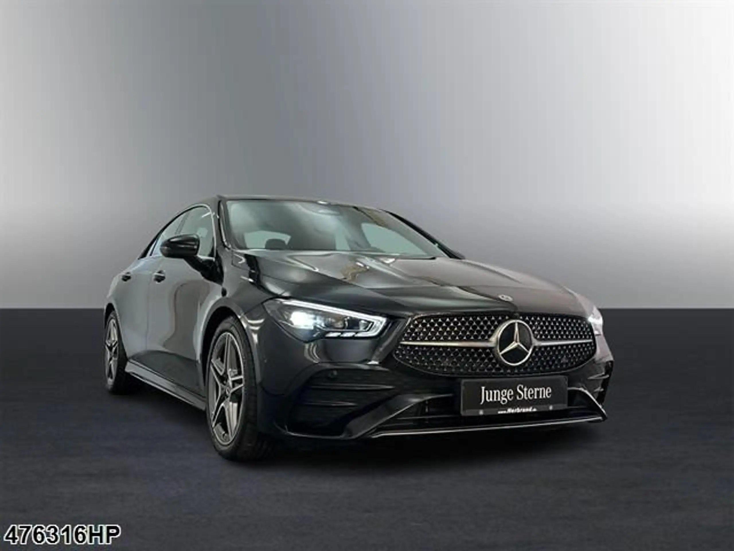 Mercedes-Benz - CLA 200