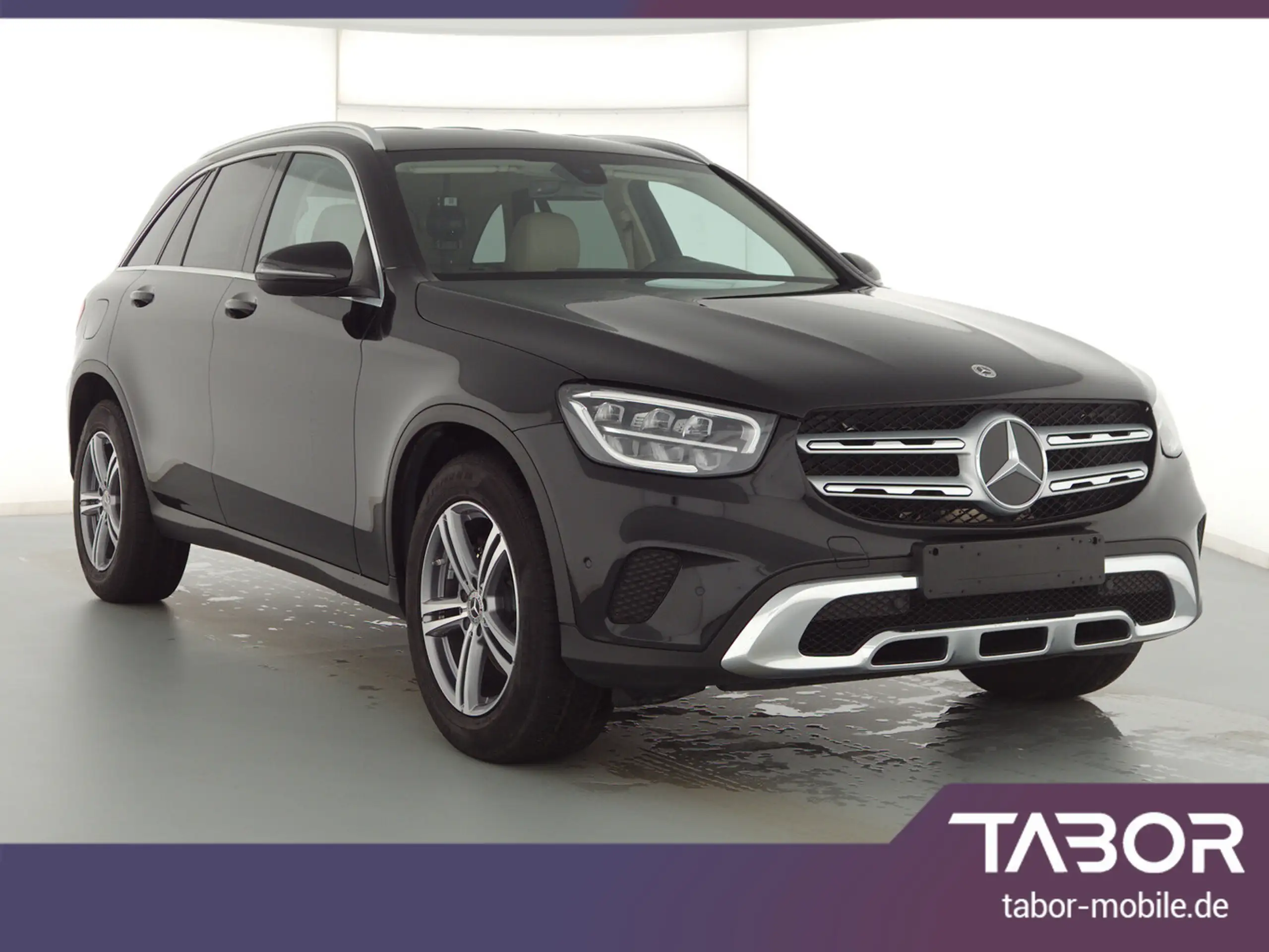 Mercedes-Benz - GLC 200