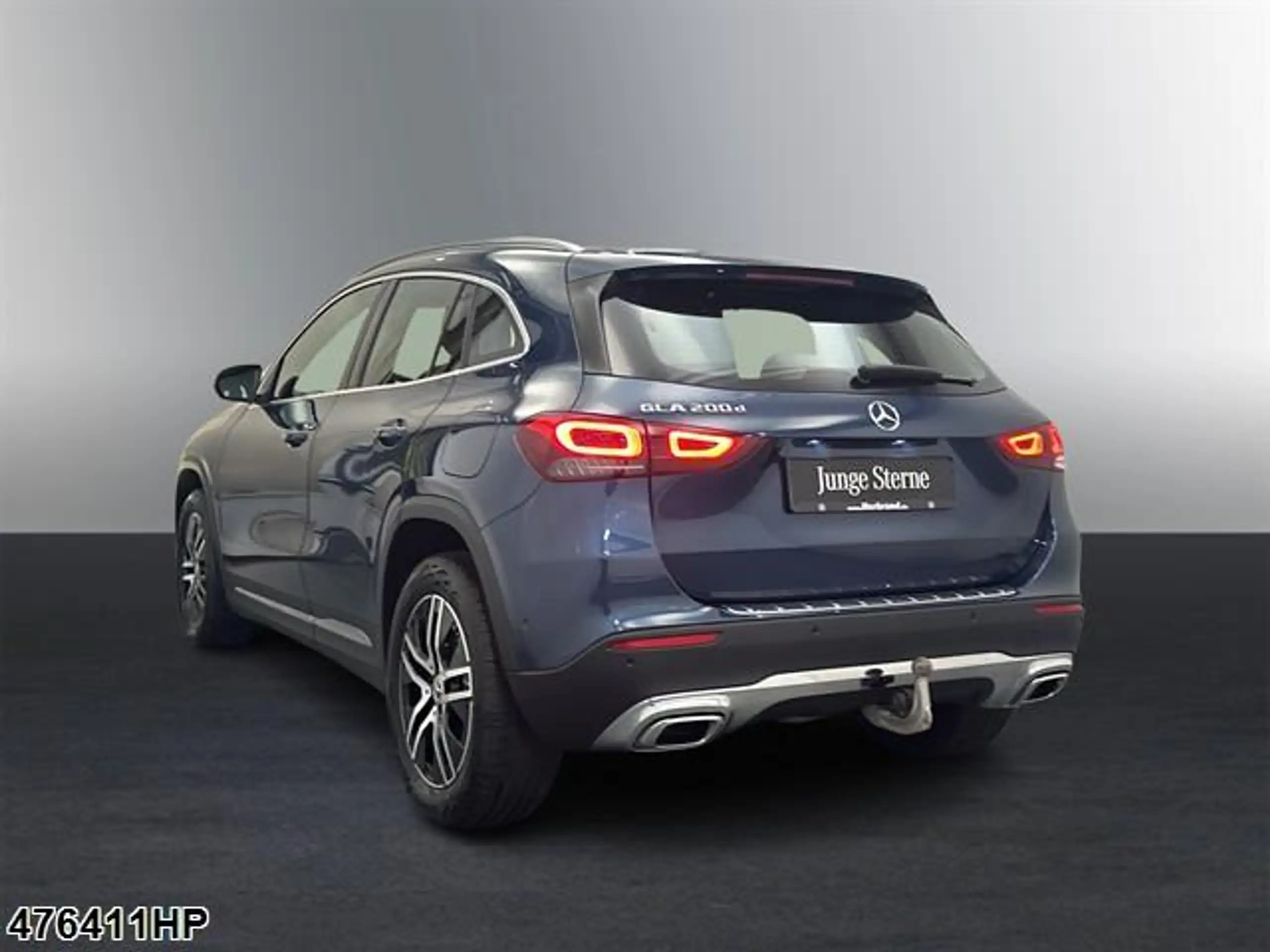 Mercedes-Benz - GLA 200