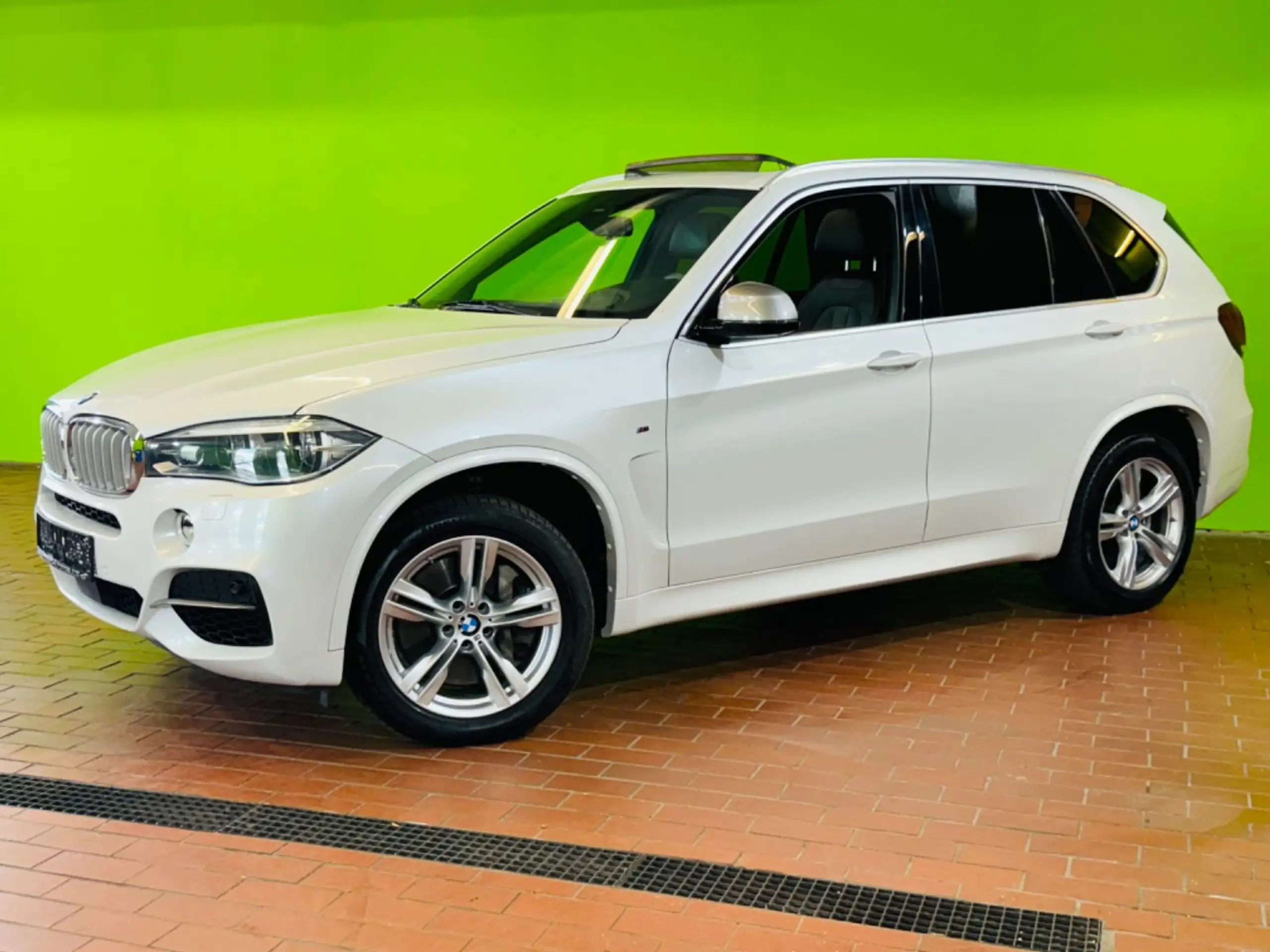 BMW - X5