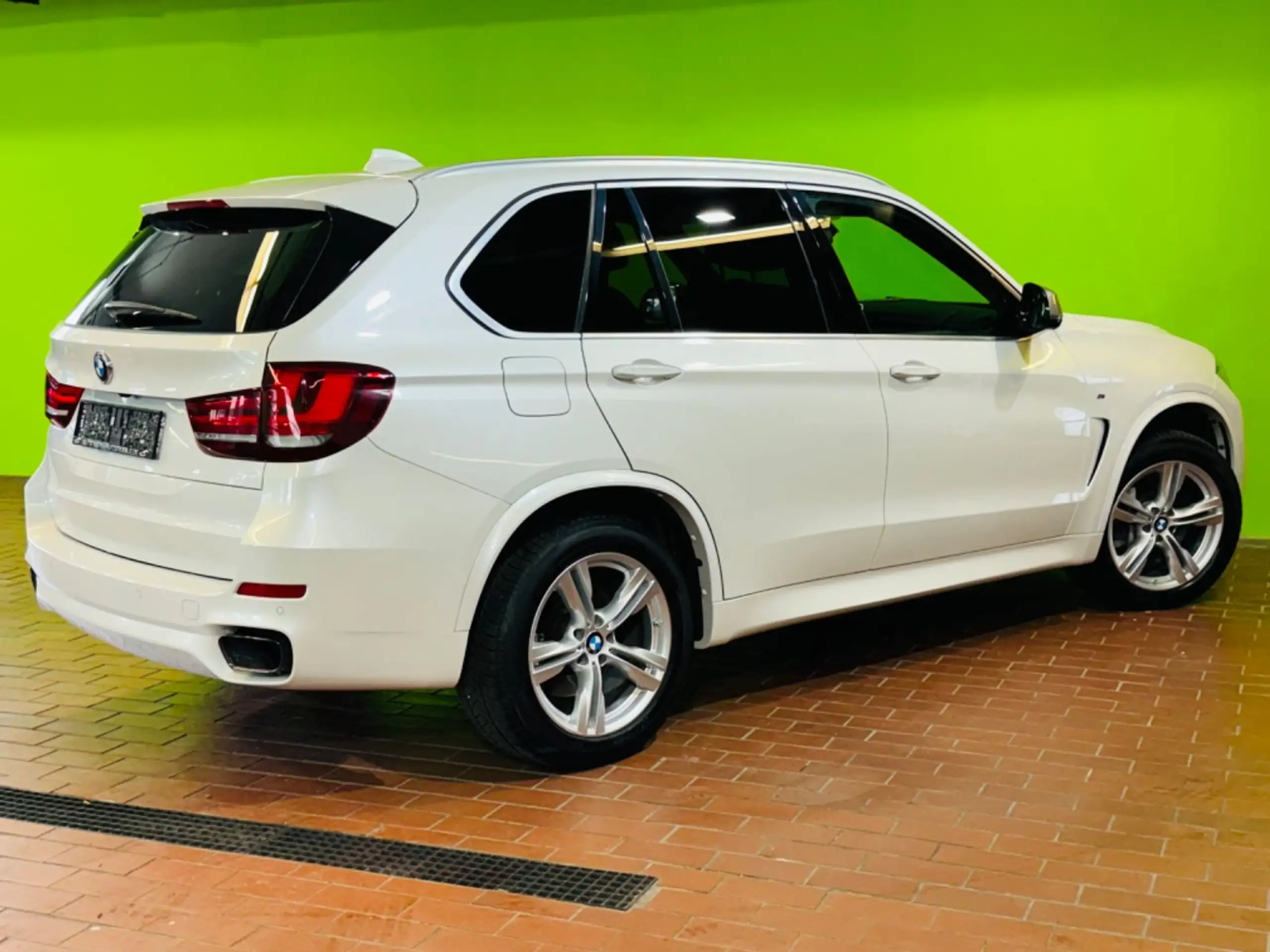 BMW - X5