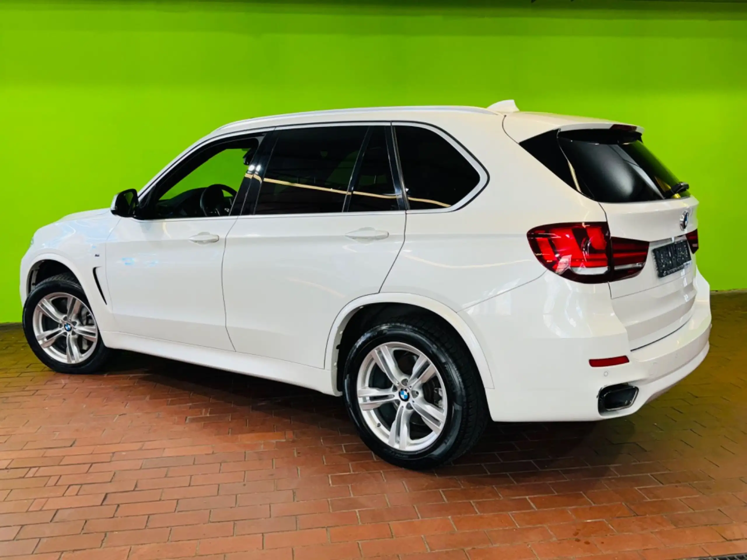 BMW - X5