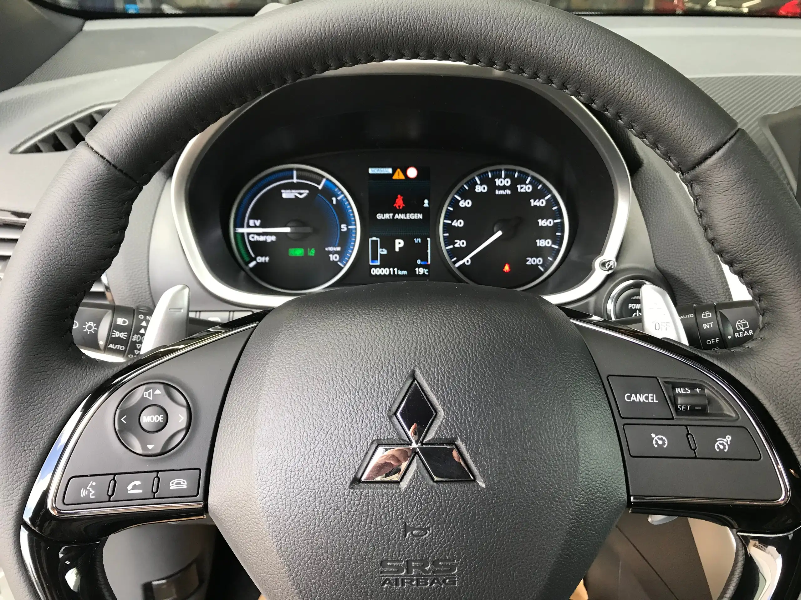 Mitsubishi - Eclipse Cross