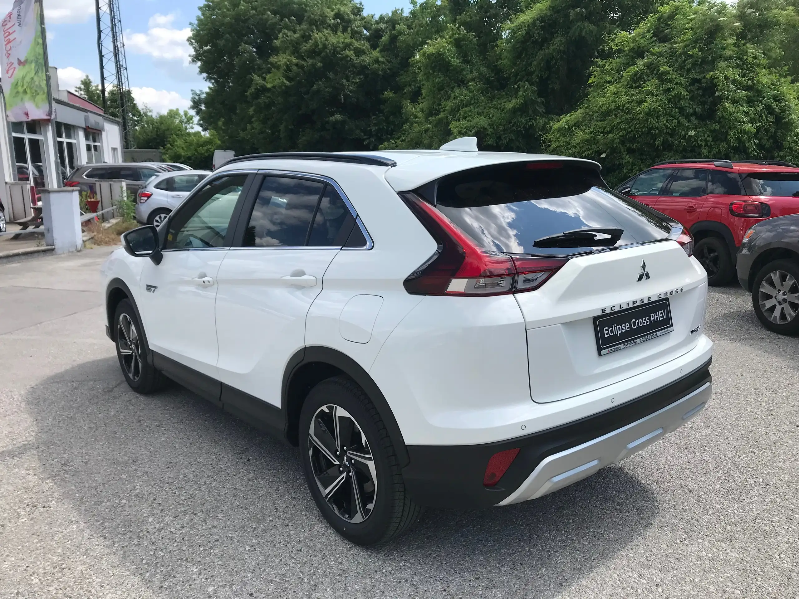 Mitsubishi - Eclipse Cross