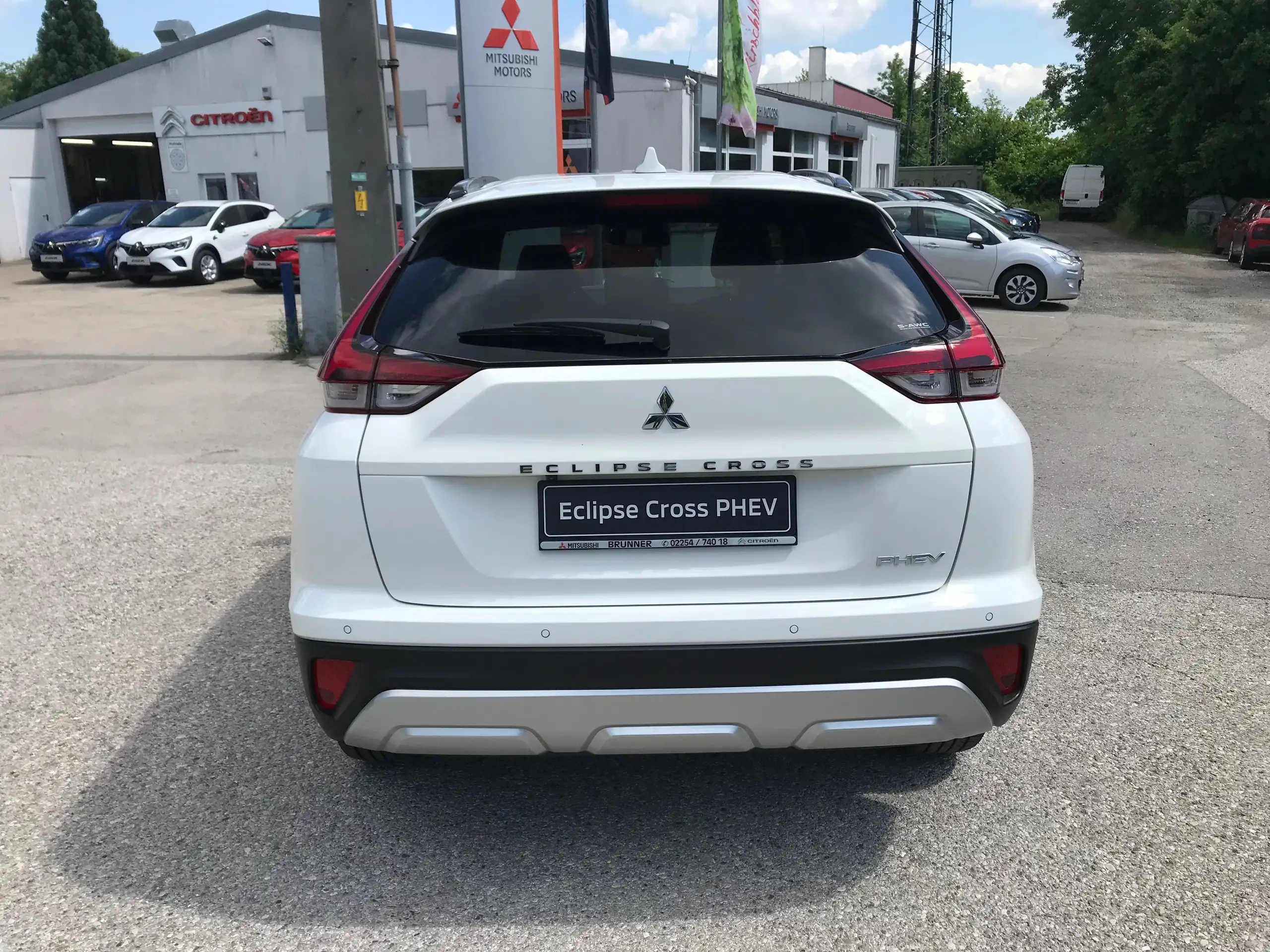 Mitsubishi - Eclipse Cross