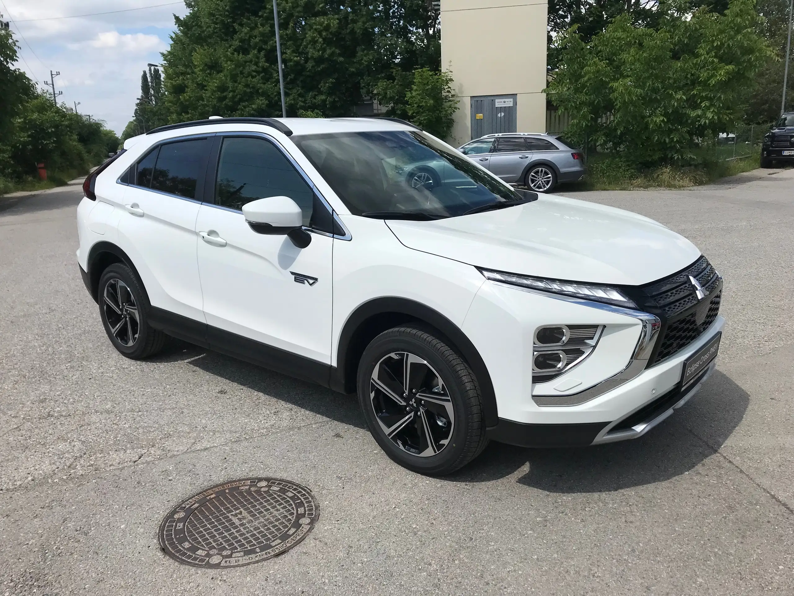 Mitsubishi - Eclipse Cross