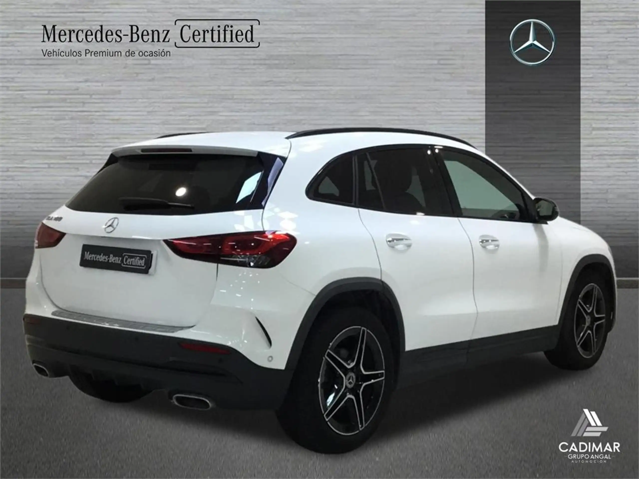 Mercedes-Benz - GLA 200